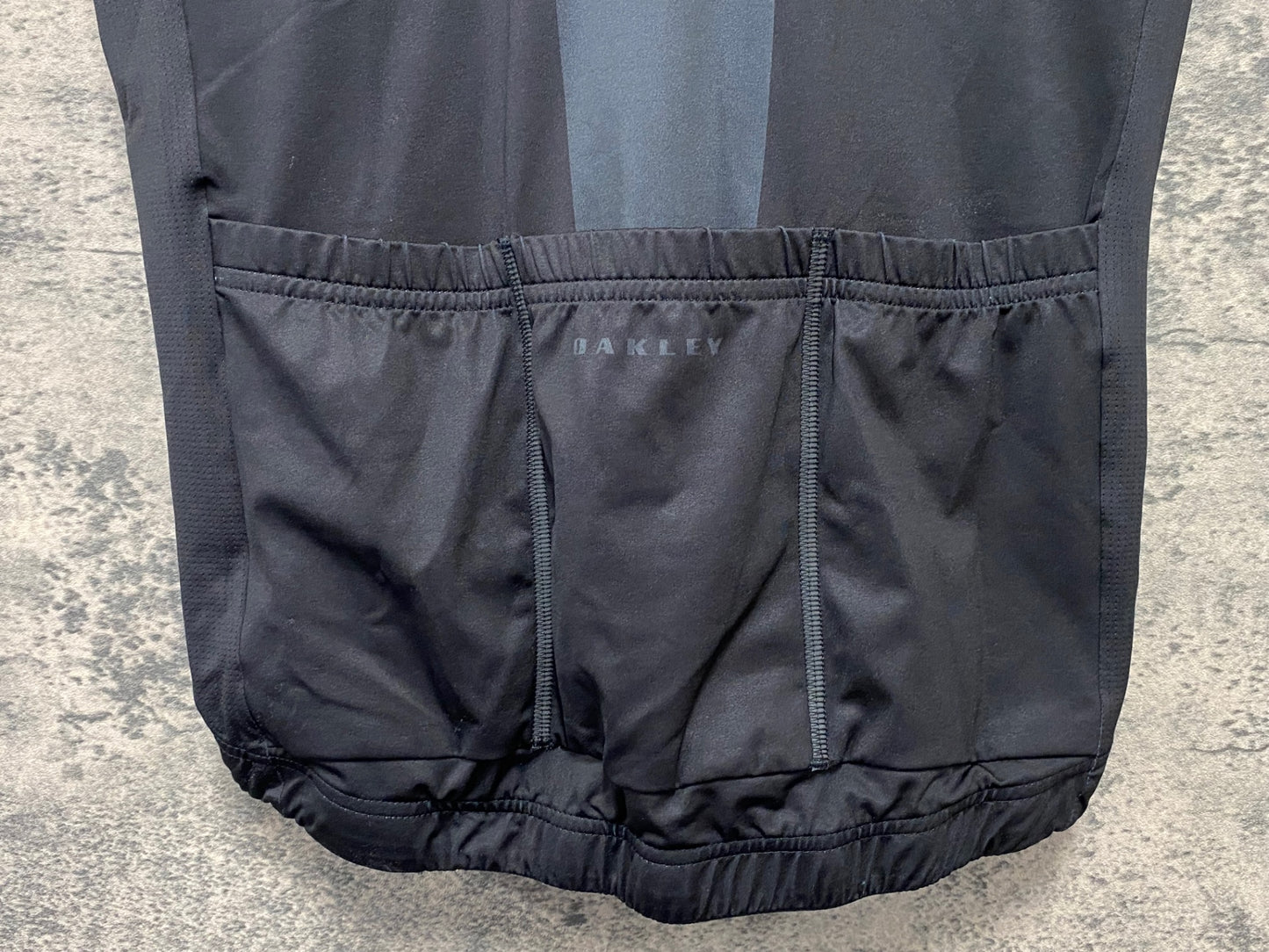IY889 オークリー OAKLEY 半袖 サイクルジャージ 黒 S