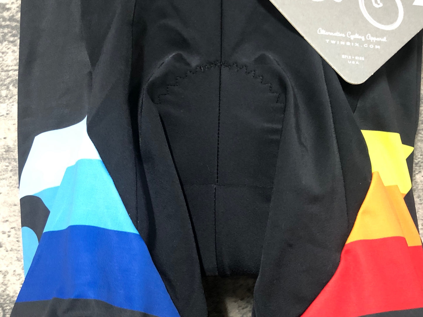 IW594 ツインシックス TWINSIX レーサーパンツ 黒 women's M 未使用品