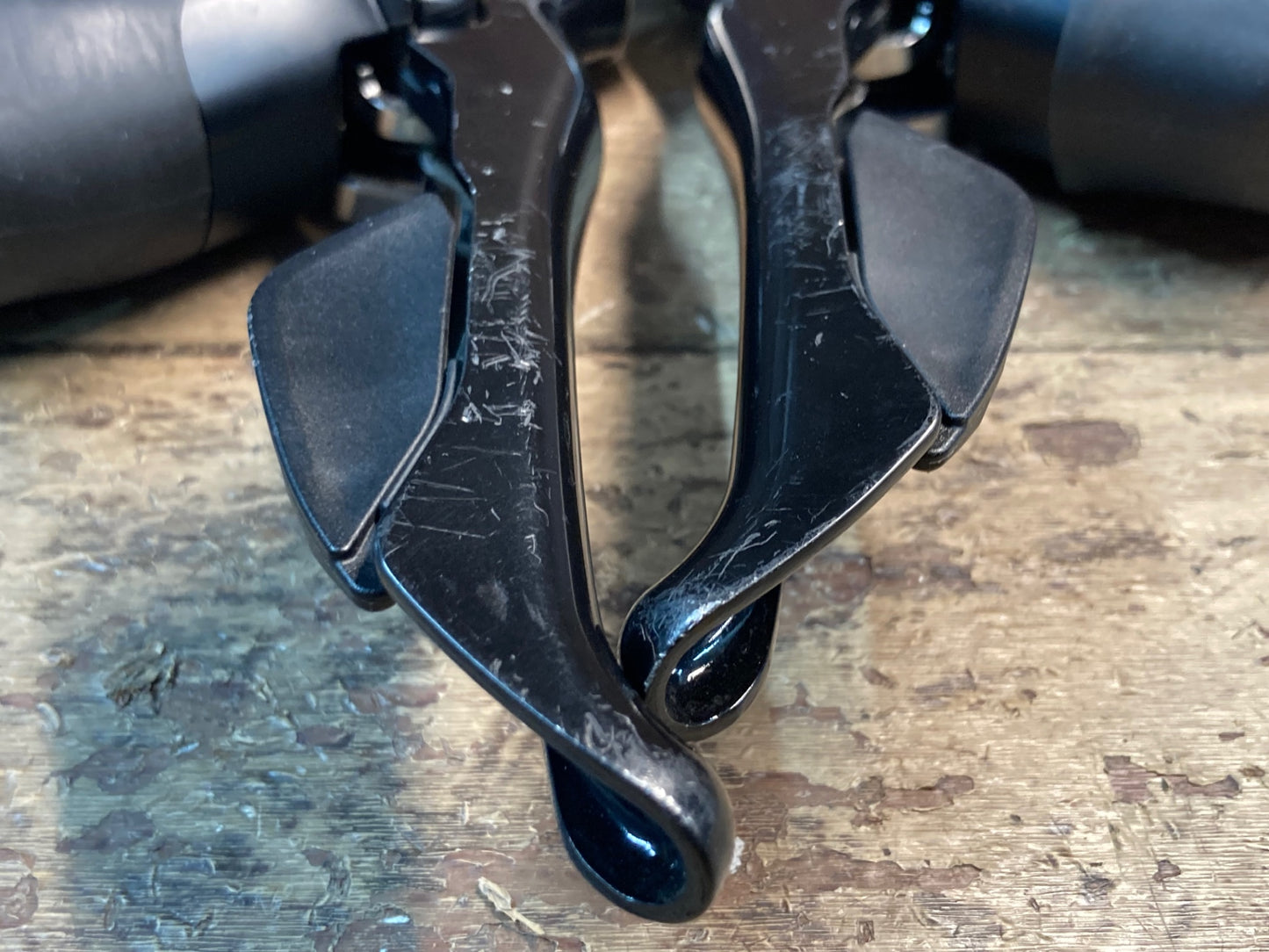 IL680 シマノ SHIMANO 105 ST-5800 STIレバー 2x11S