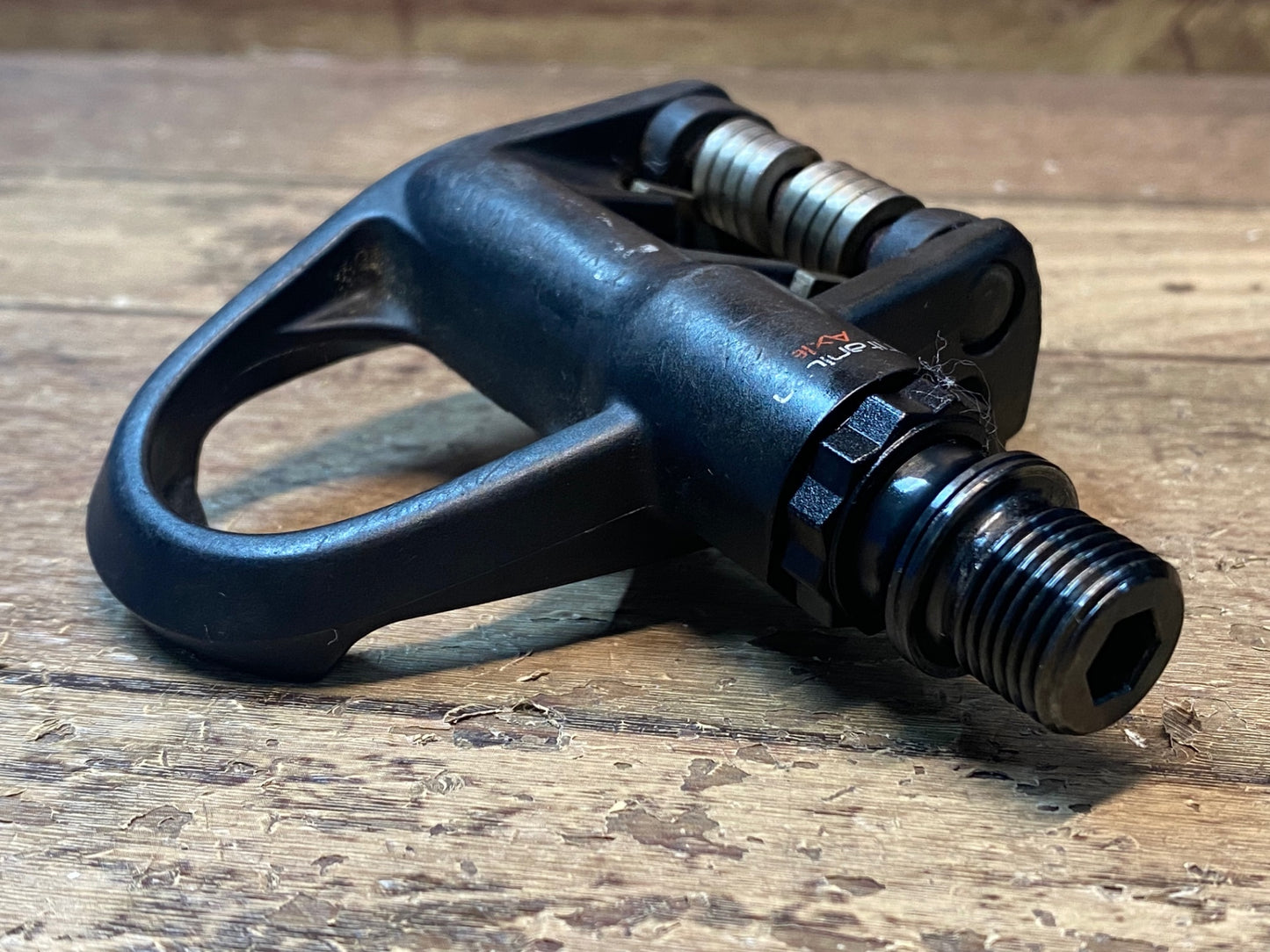 IL003 ルック LOOK KEO CARBON ビンディングペダル チタンシャフト 黒