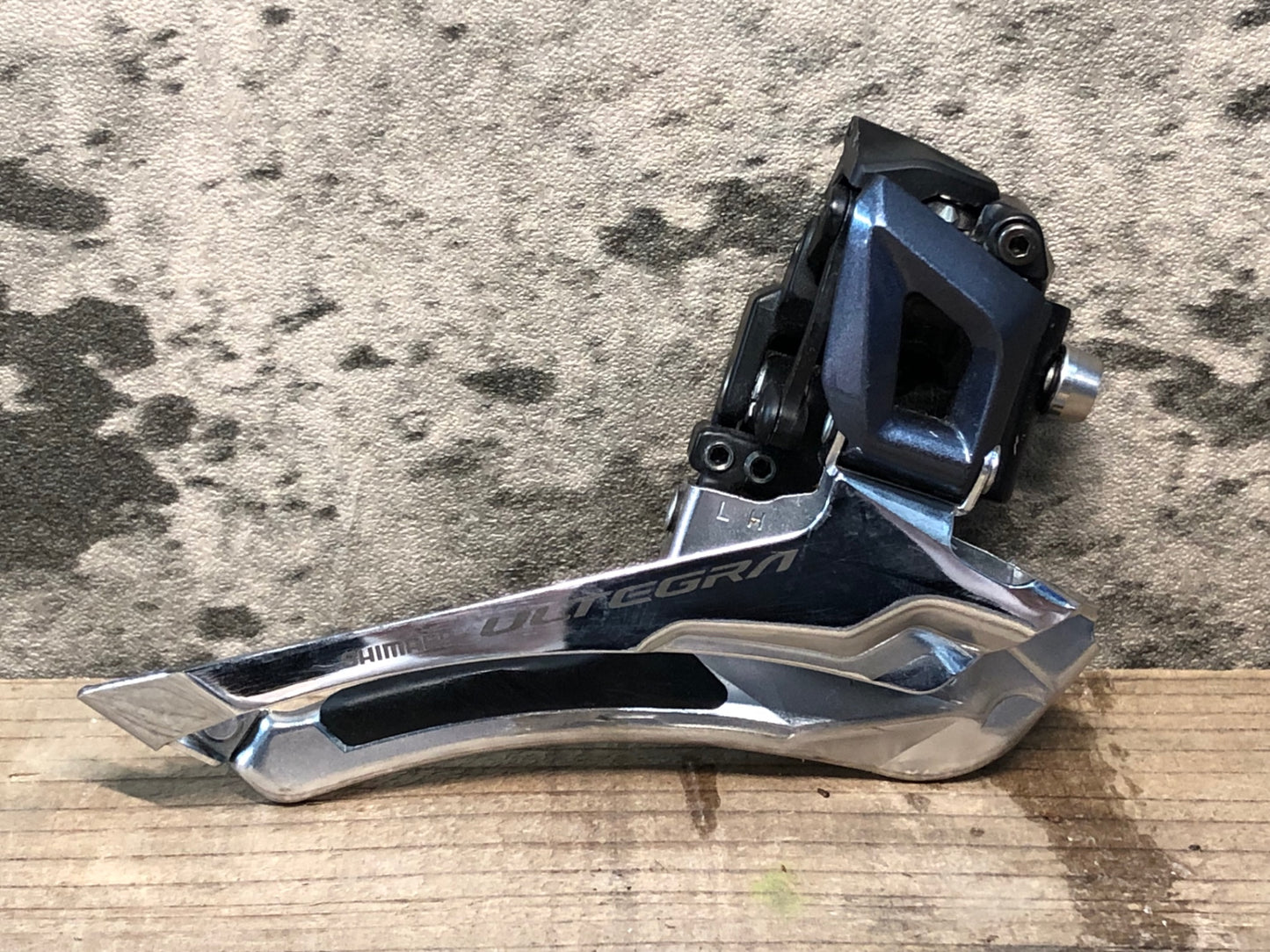 IP507 シマノ SHIMANO アルテグラ ULTEGRA FD-R8000 フロントディレイラー 2S 直付け
