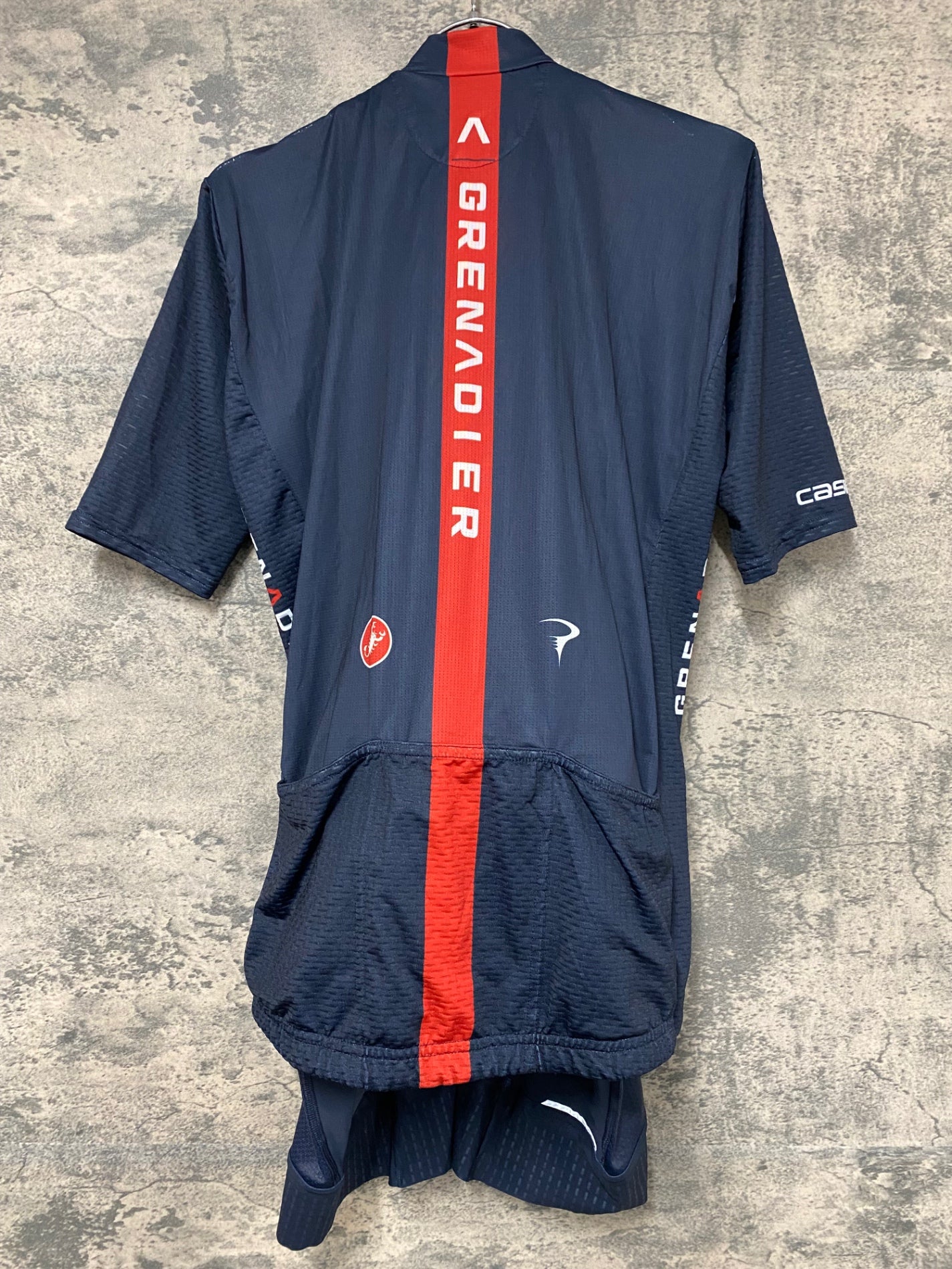 IY446 カステリ CASTELLI 半袖 サイクルジャージ ビブショーツ 上下セット 黒 L INEOS GRENADIERS