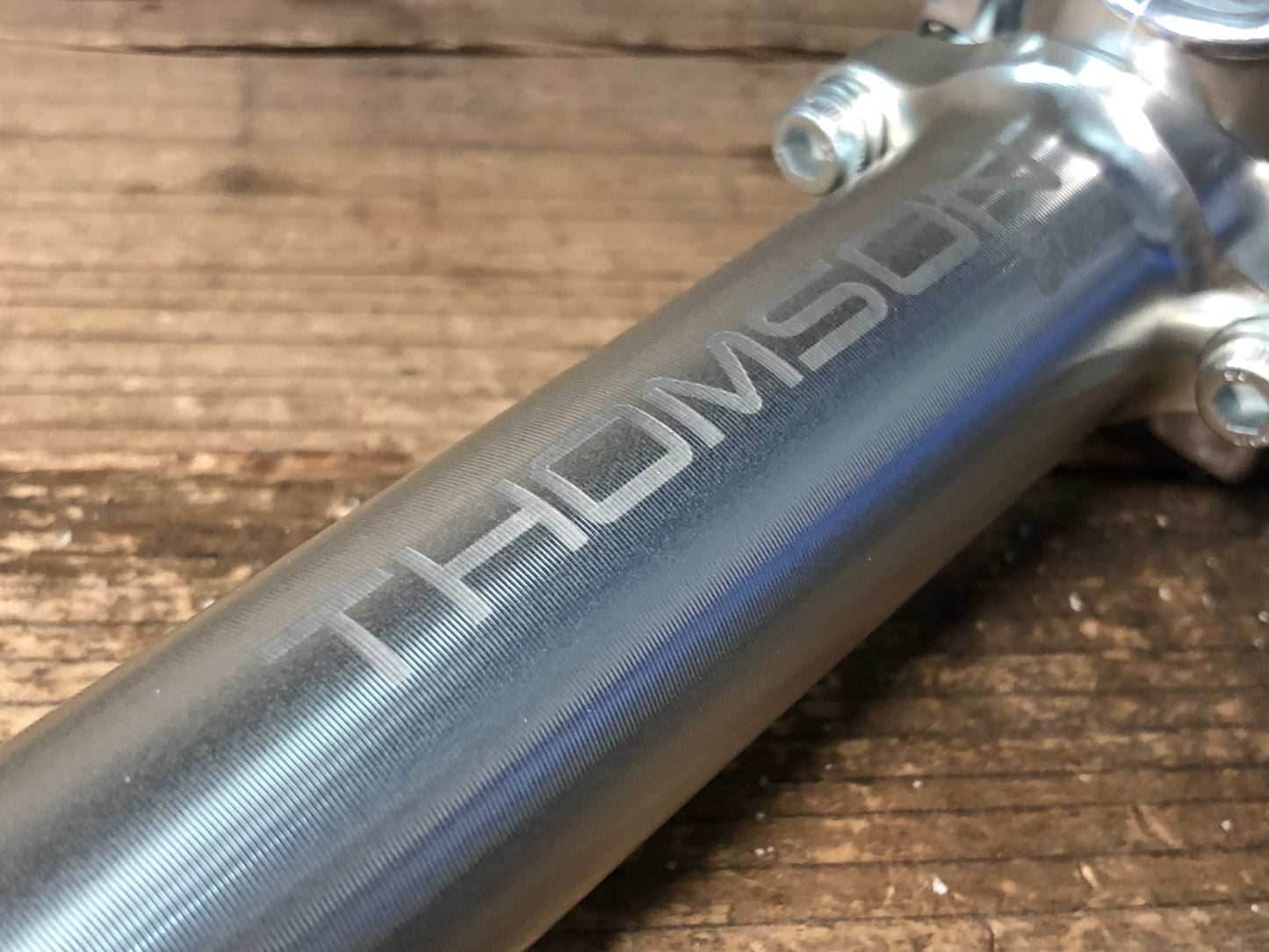 IZ481 トムソン THOMSON Elite アルミ シートポスト 250mm Φ27.2 SB0mm シルバー 未使用