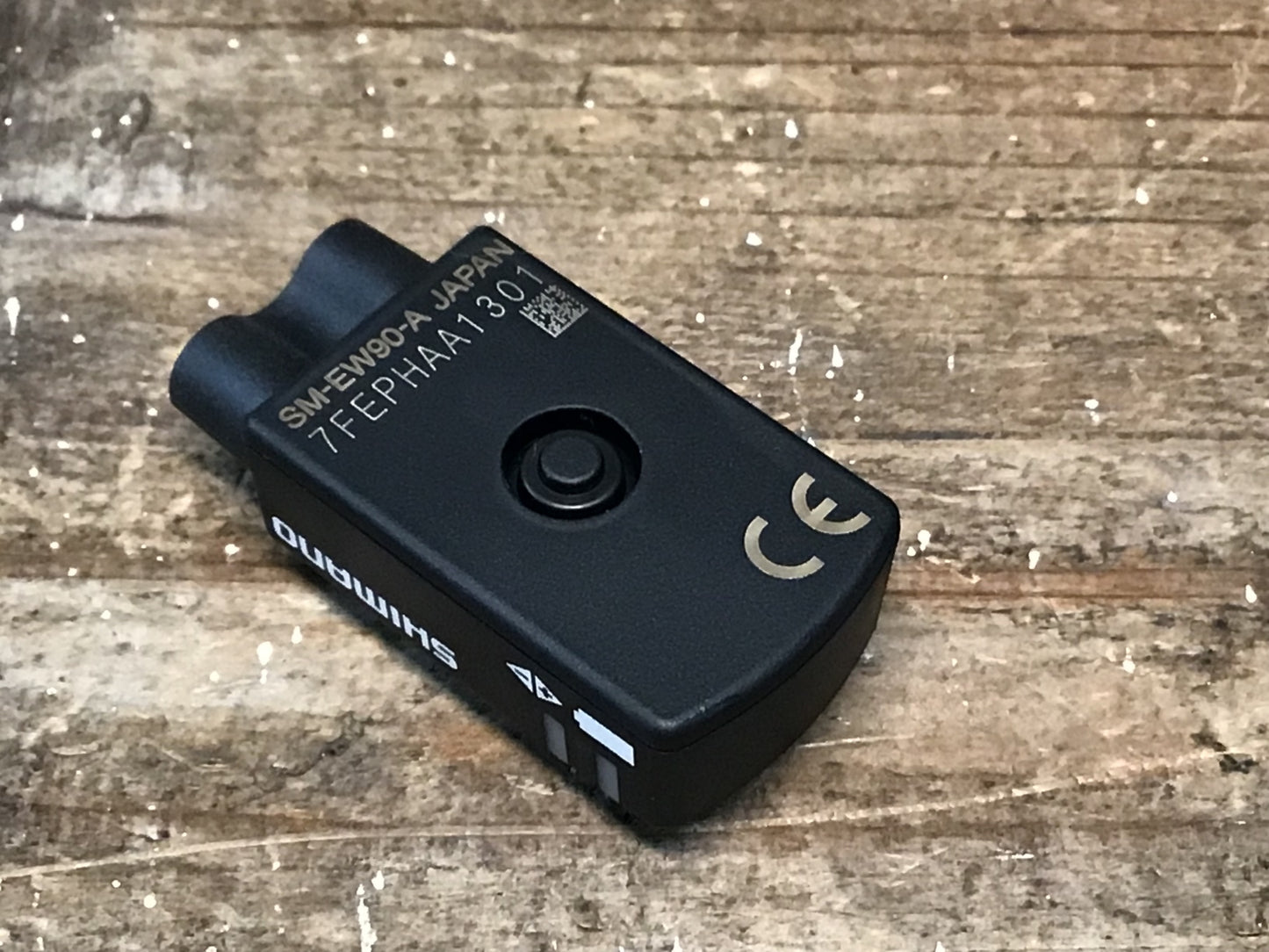 IP392 シマノ SHIMANO SM-EW90-A ジャンクション A 3ポート Di2 電動