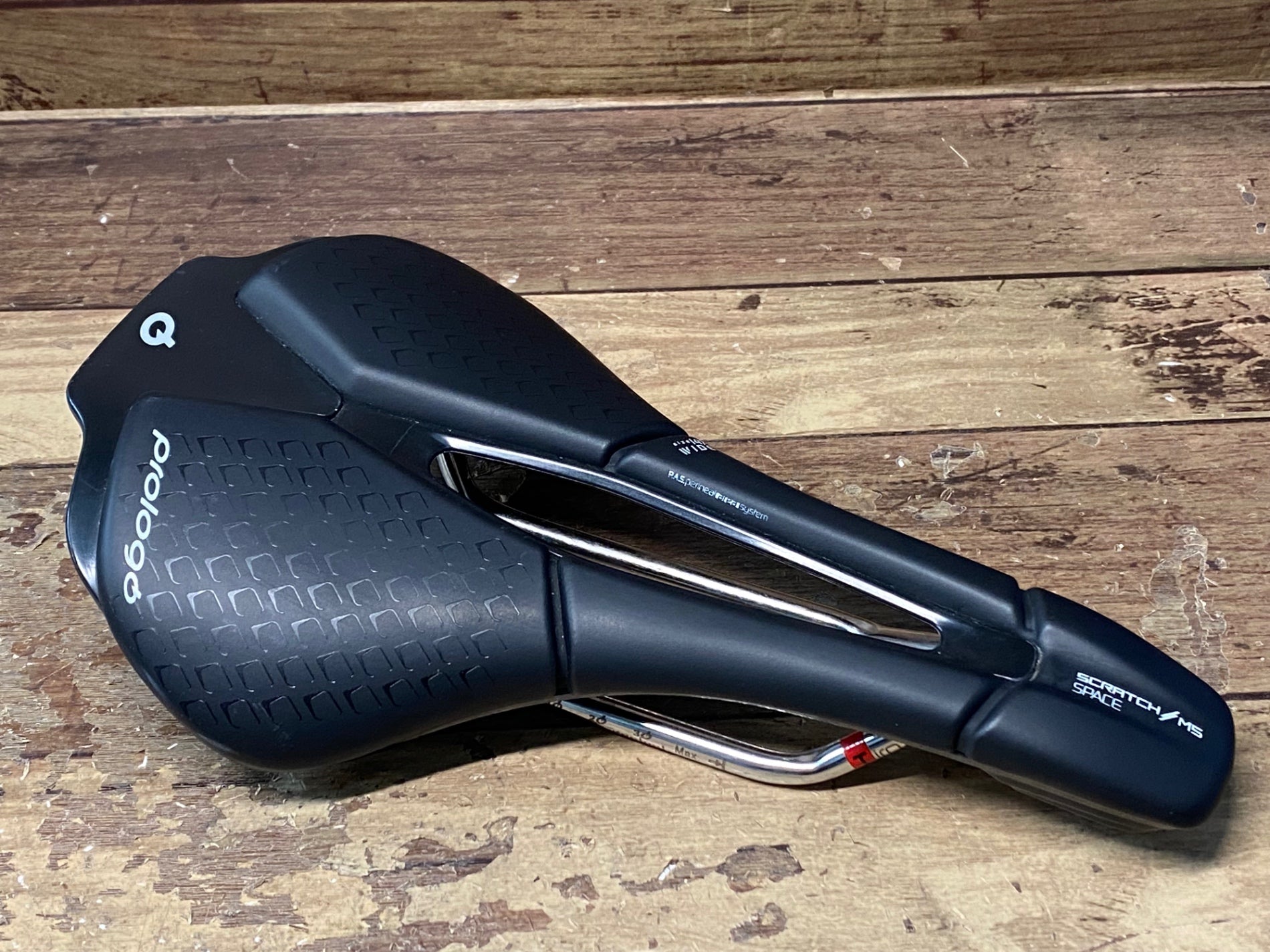 Prologo プロロゴ SCRATCH M5 サドル TiroX レール 中古品 ブラック