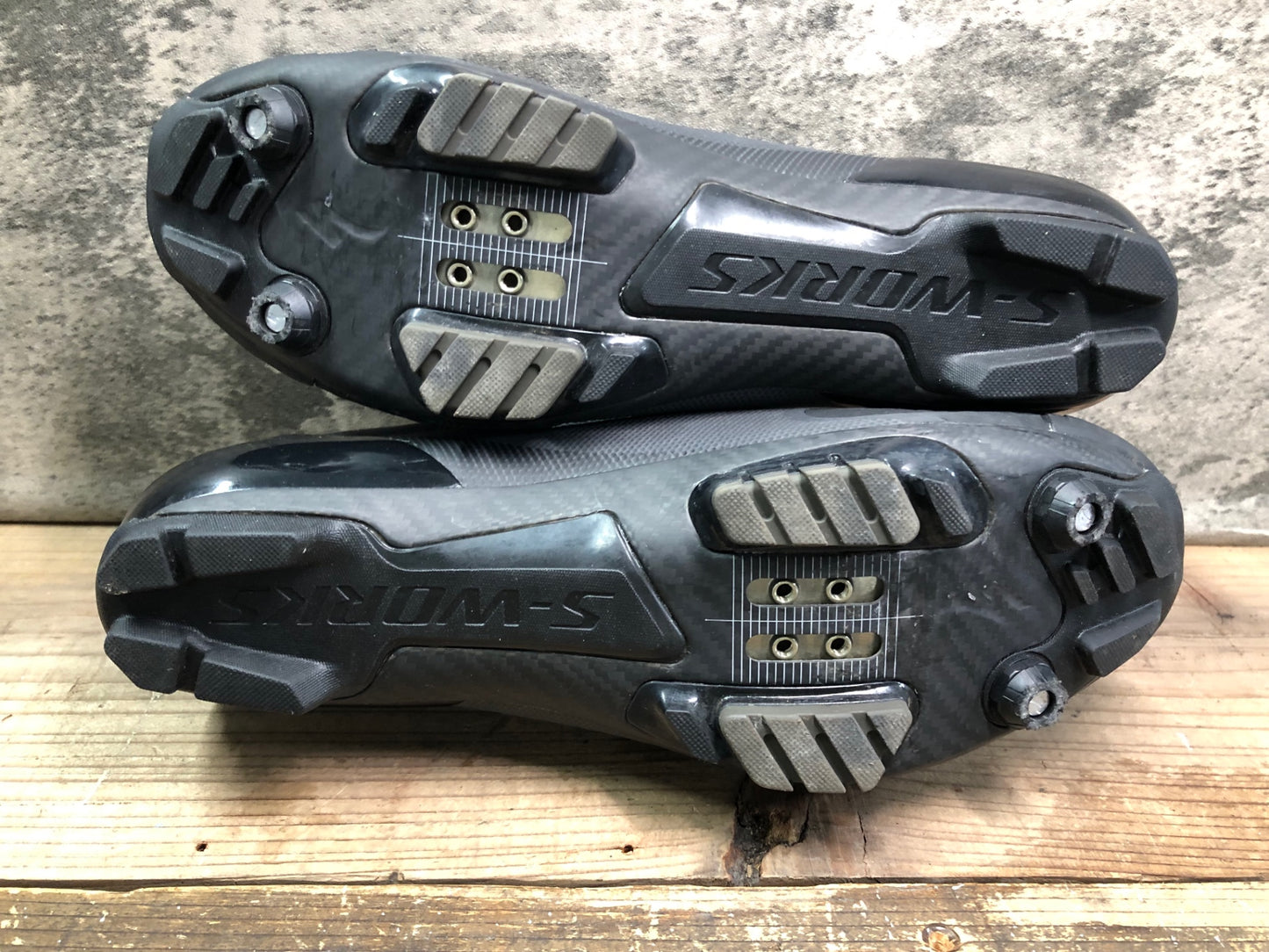 IS355 スペシャライズド SPECIALIZED エスワークス S-WORKS RECON ビンディングシューズ 黒 EU42.5