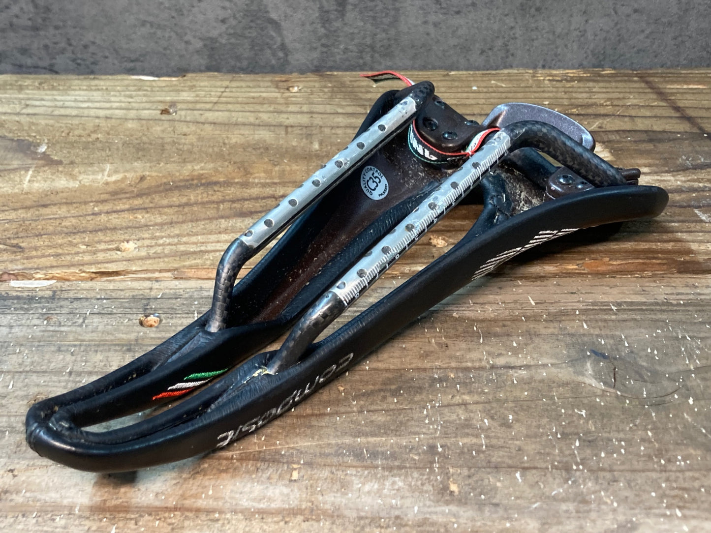 IN022 セラ SELLE SMP コンンポジット COMPOSIT サドル カーボンレール 黒