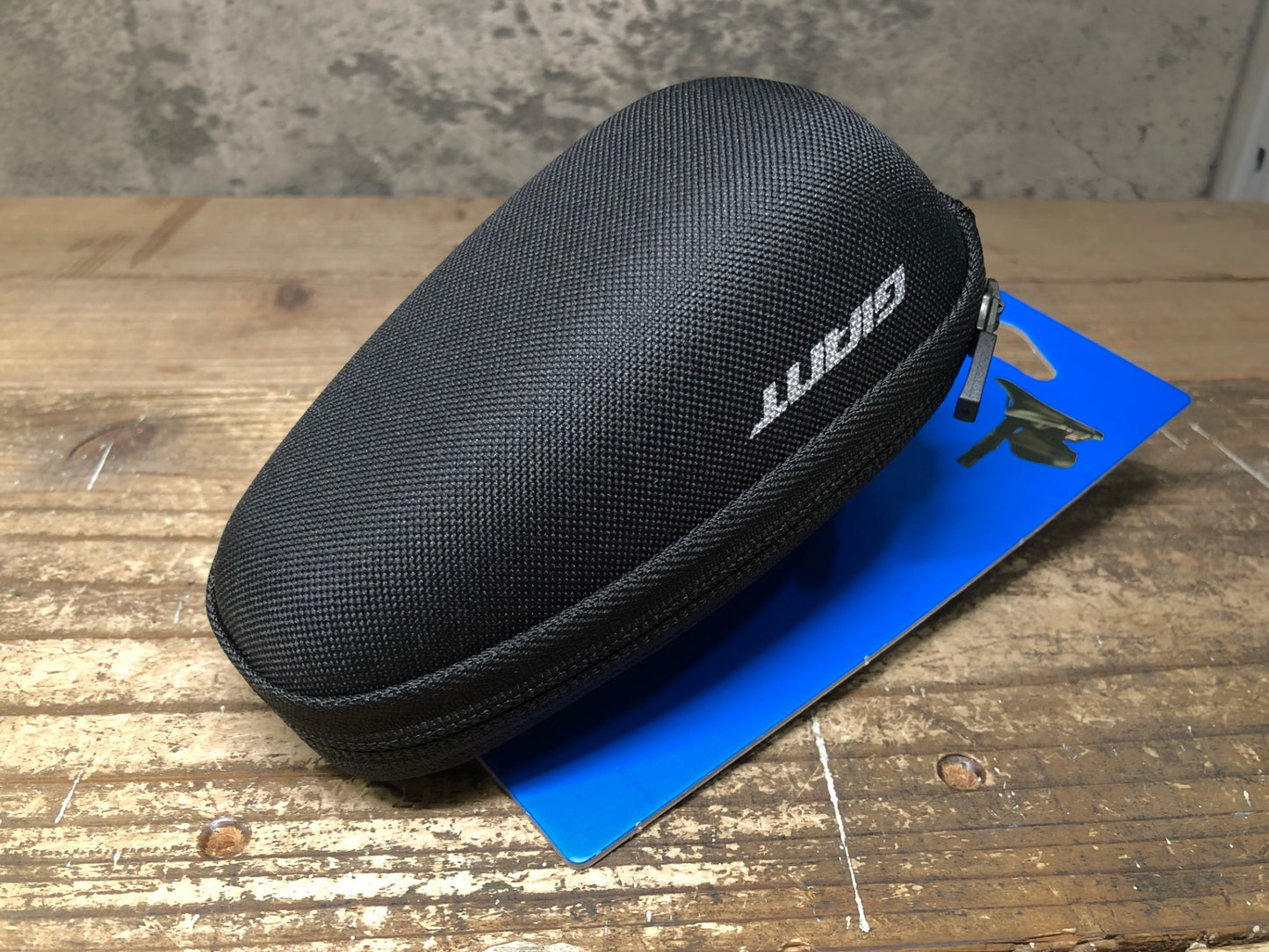 IV775 ジャイアント GIANT SHADOW UNICLIP SEAT BAG-L サドルバッグ