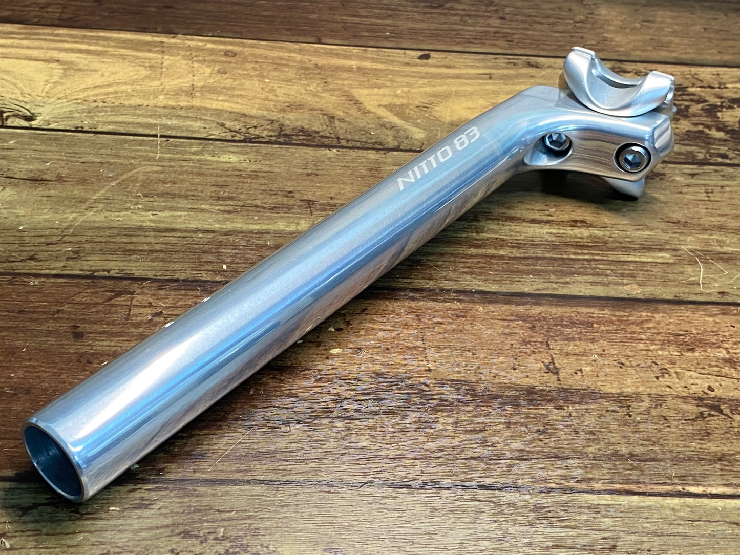 JA530 日東 NITTO S83 シートポスト Φ27.2 300mm 未使用