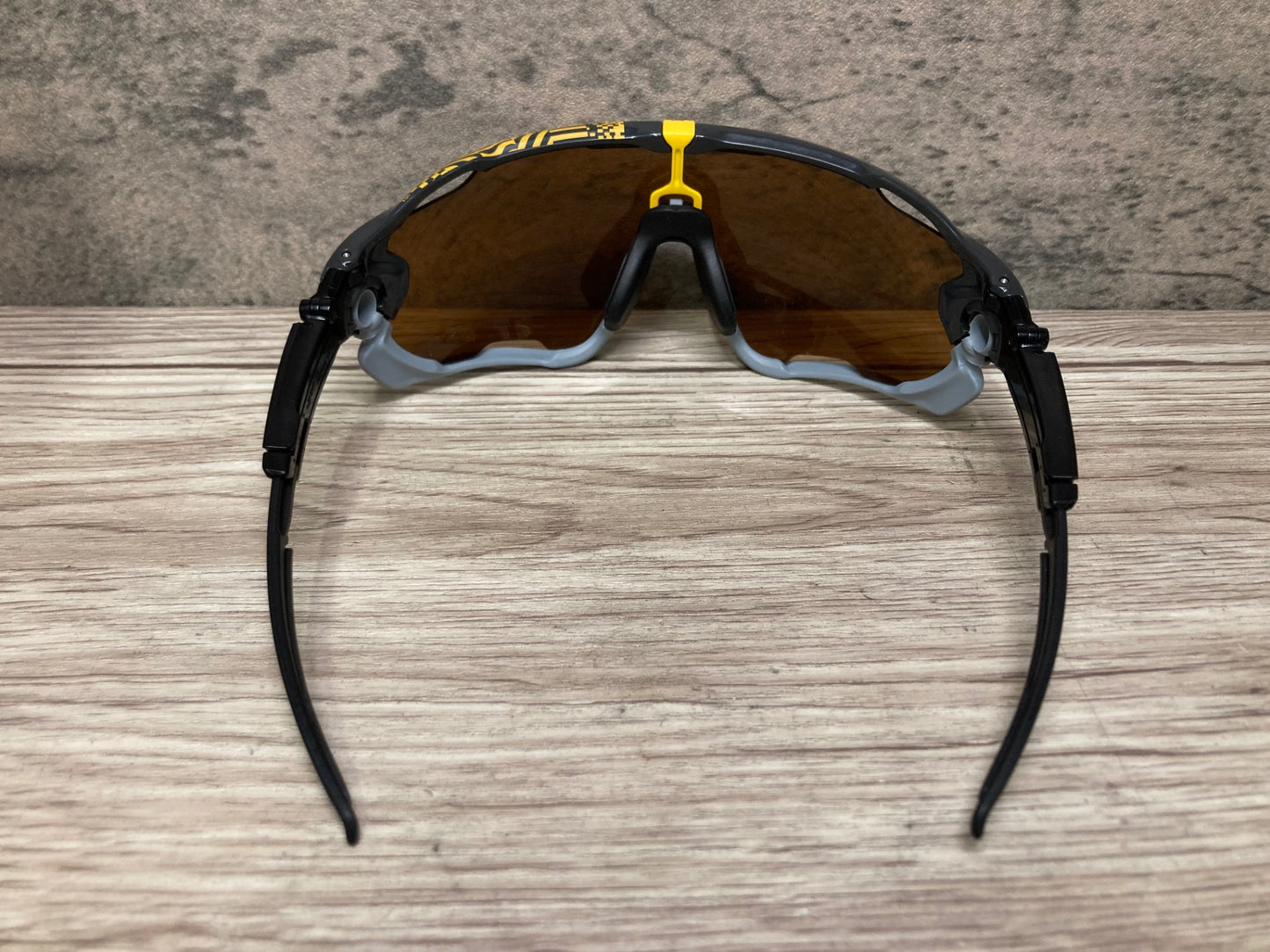 IZ101 オークリー OAKLEY ジョウブレイカー JAWBREAKER サングラス アイウェア ツールドフランス限定 2018 ※レンズ非純正、傷、塗装欠け、錆あり