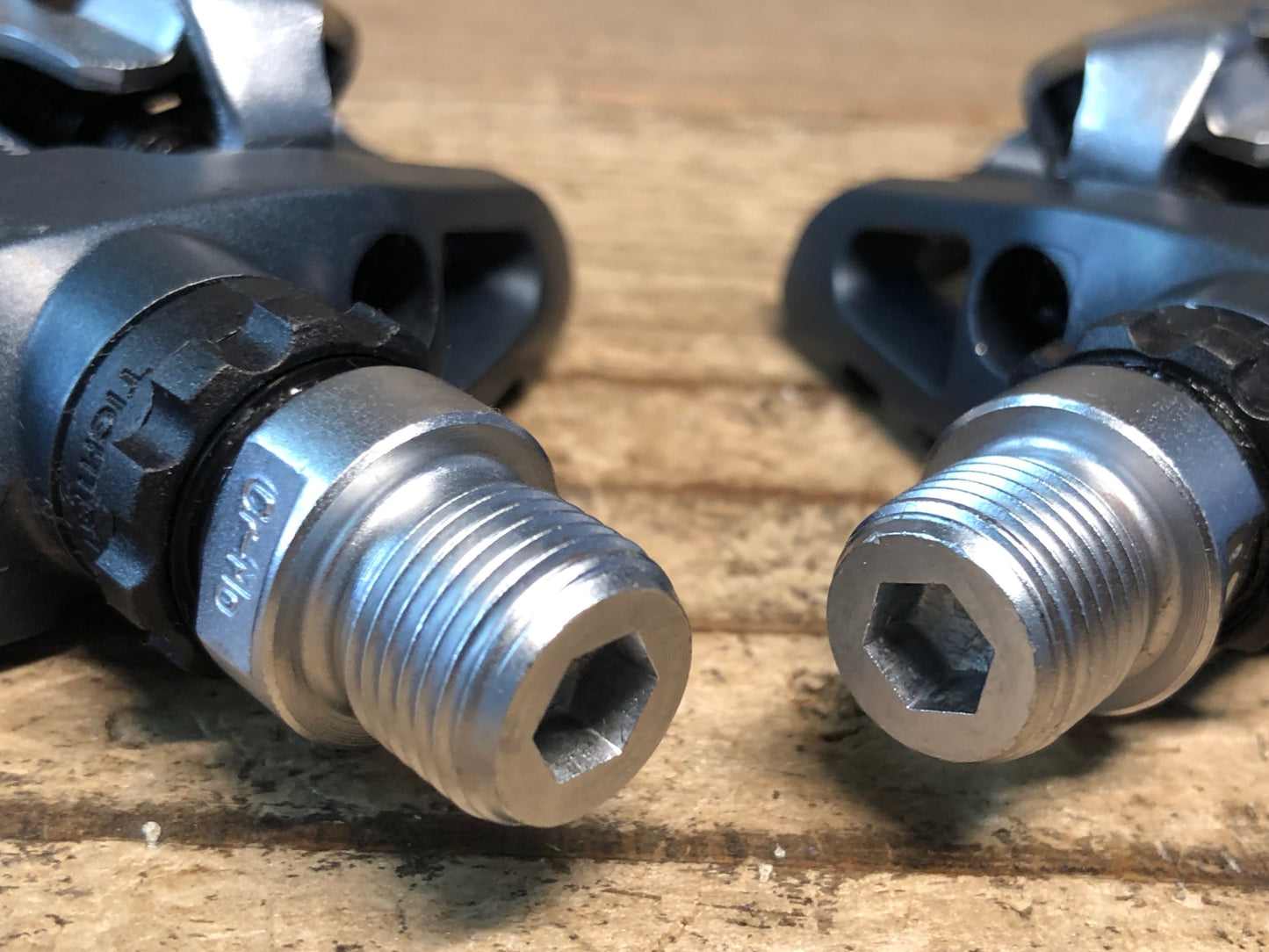 JB678 シマノ SHIMANO PD-EH500 ビンディングペダル SPD 片面フラット