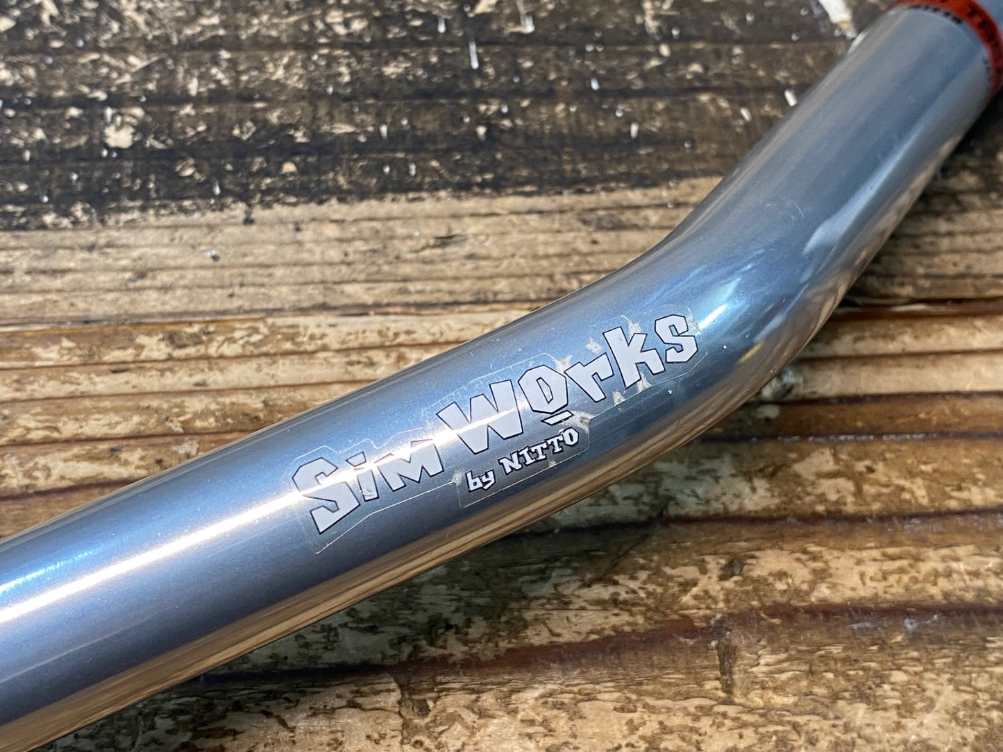 IS094 日東 NITTO Sim Works アルミハンドルバー フラット Φ22.2 720mm ※シム付属