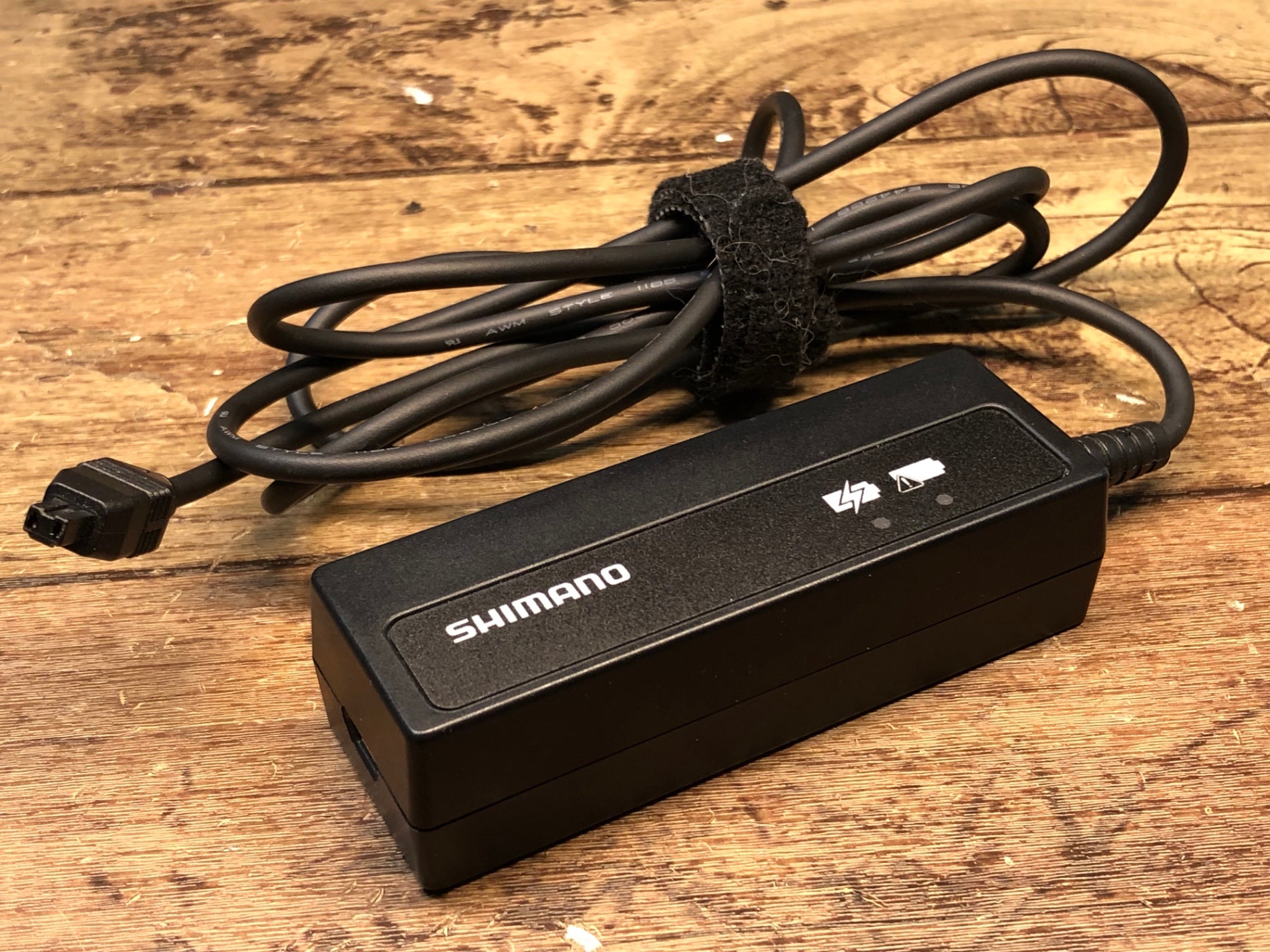 SHIMANO シマノ Di2 バッテリー&充電器 - 自転車