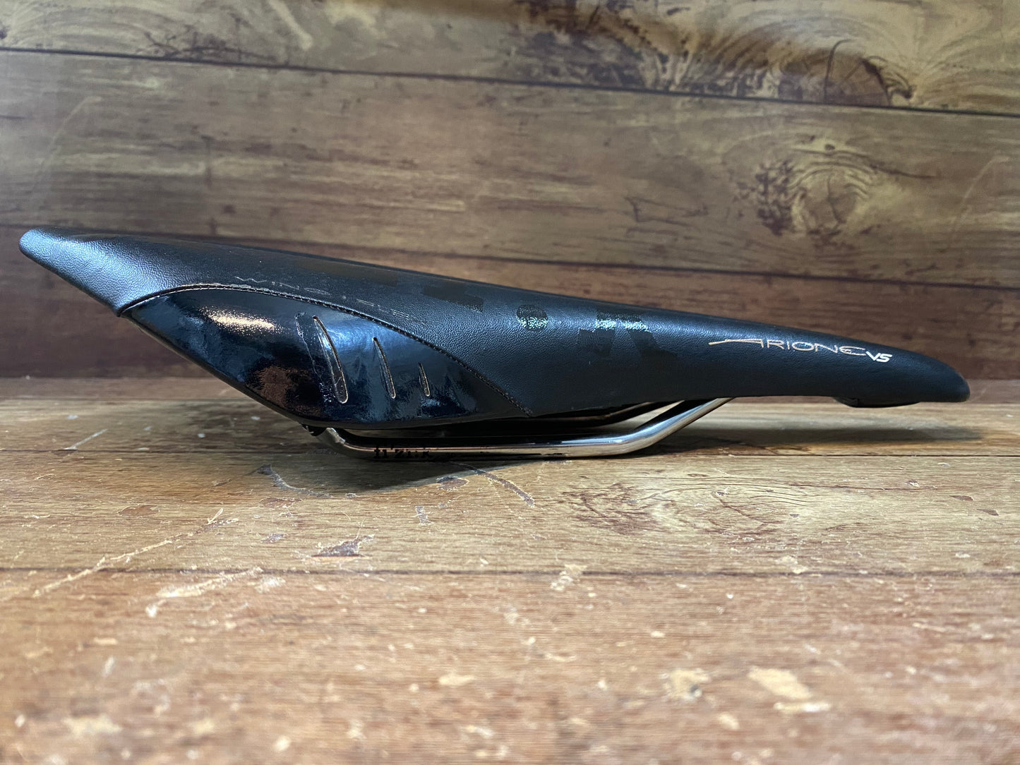 FW160 fizik フィジーク アリオネ V5 ARIONE V5 k:iumレール 130mm