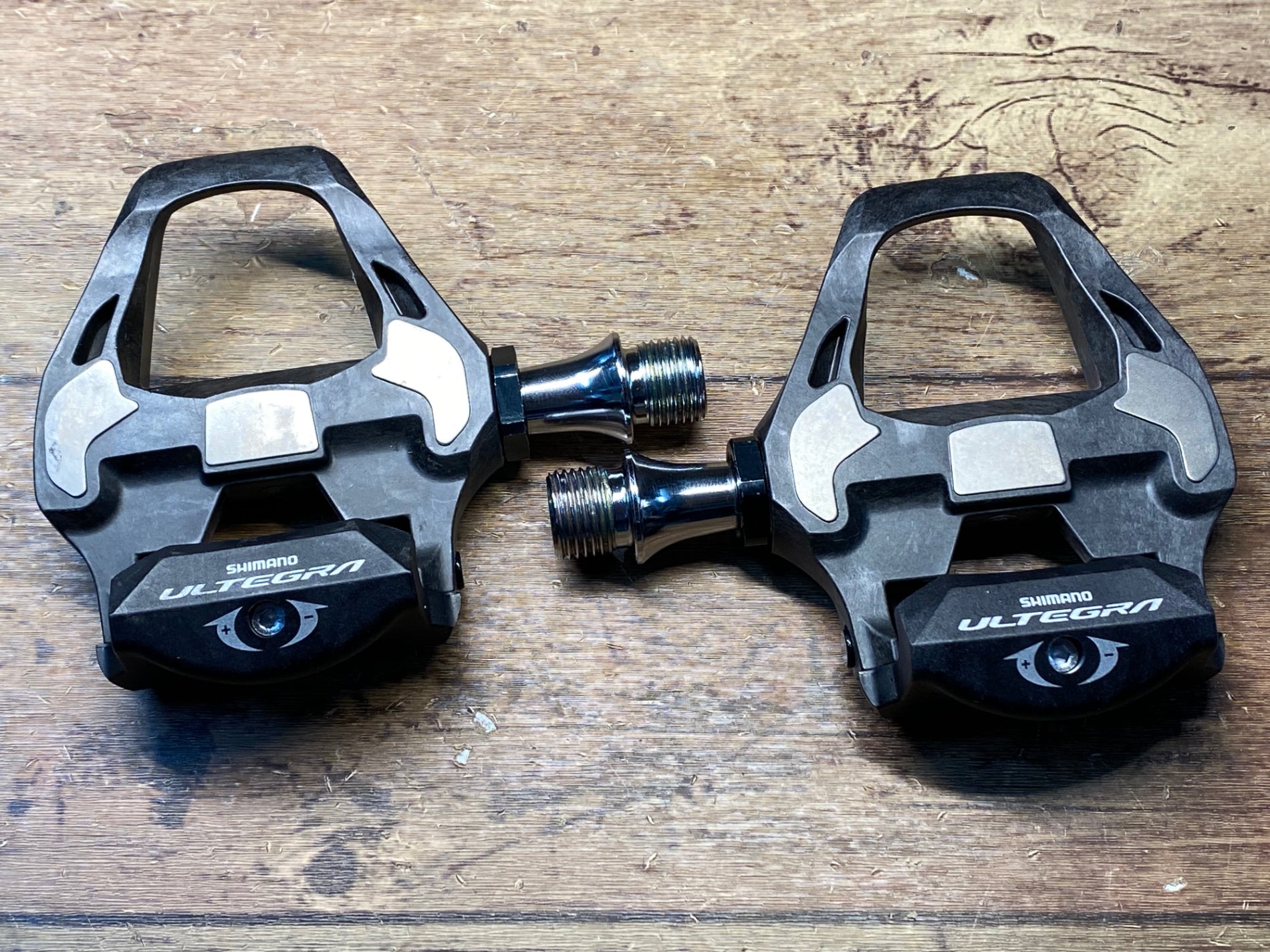 HO054 シマノ SHIMANO アルテグラ ULTEGRA PD-R8000 ビンディングペダル SPD-SL 軸回転良 ＋4mm