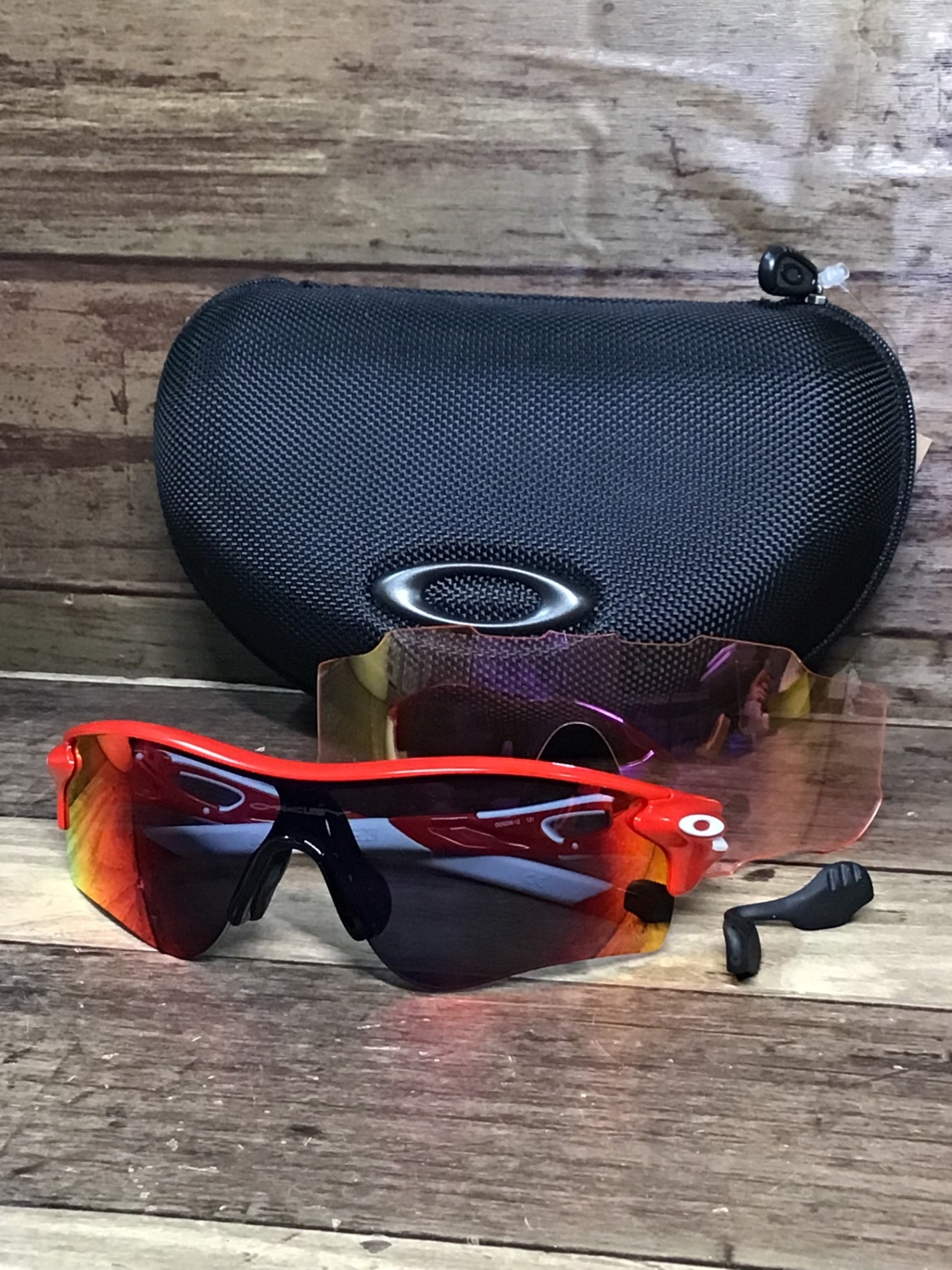 HR009 オークリー OAKLEY レーダー RADAR LOCK サングラス アイウェア 赤 白 レンズオレンジ ピンクレンズ付属 – BICI  AMORE EQ STORE