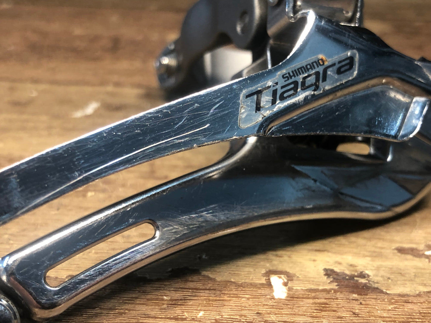 GB714 シマノ SHIMANO ティアグラ Tiagra FD-4600 フロントディレイラー 2S バンド式 φ34.9