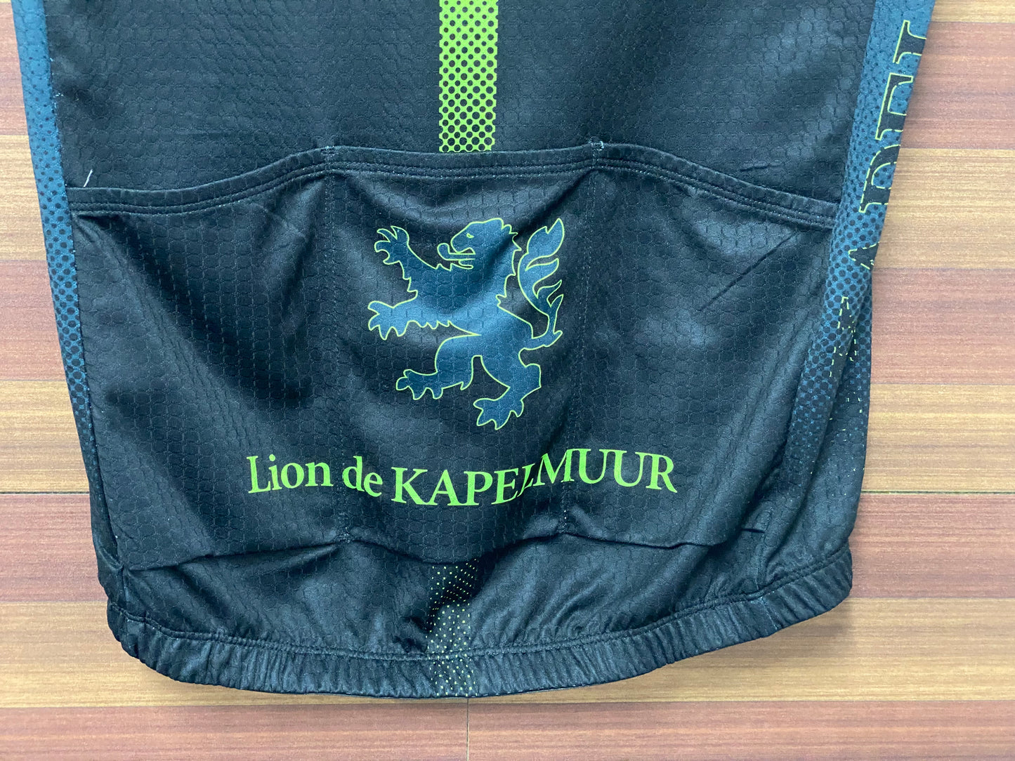 GR296 リオンドカペルミュール Lion de kapelmuur 半袖 サイクルジャージ 黒 S