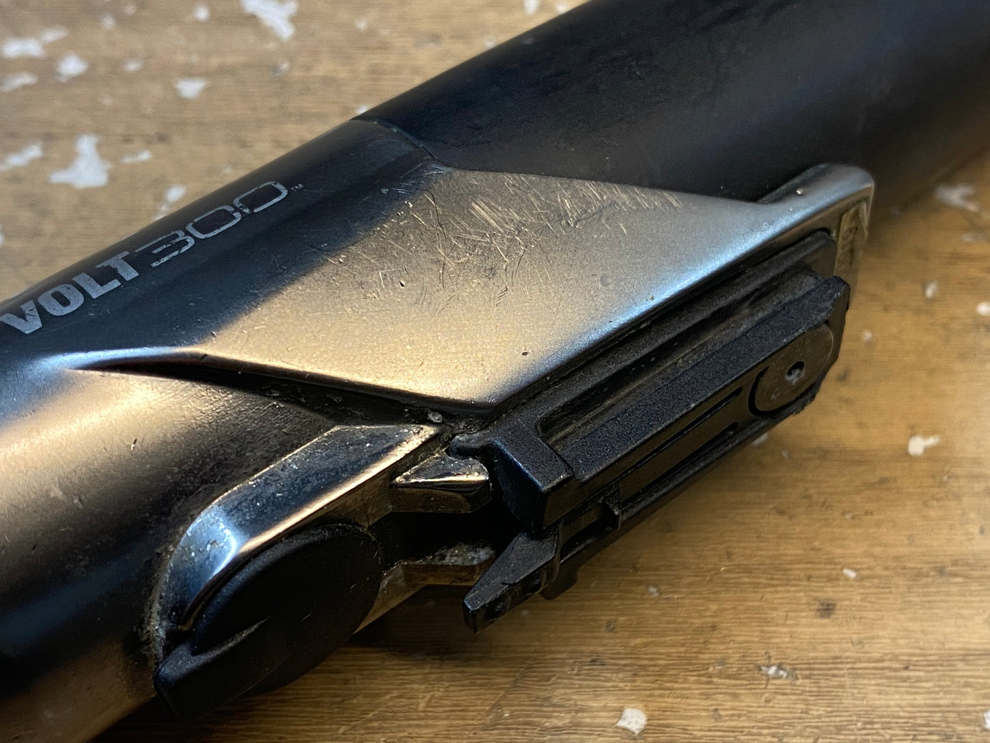 GR765 キャットアイ CATEYE VOLT300 フロントライト ※傷、動作確認済み