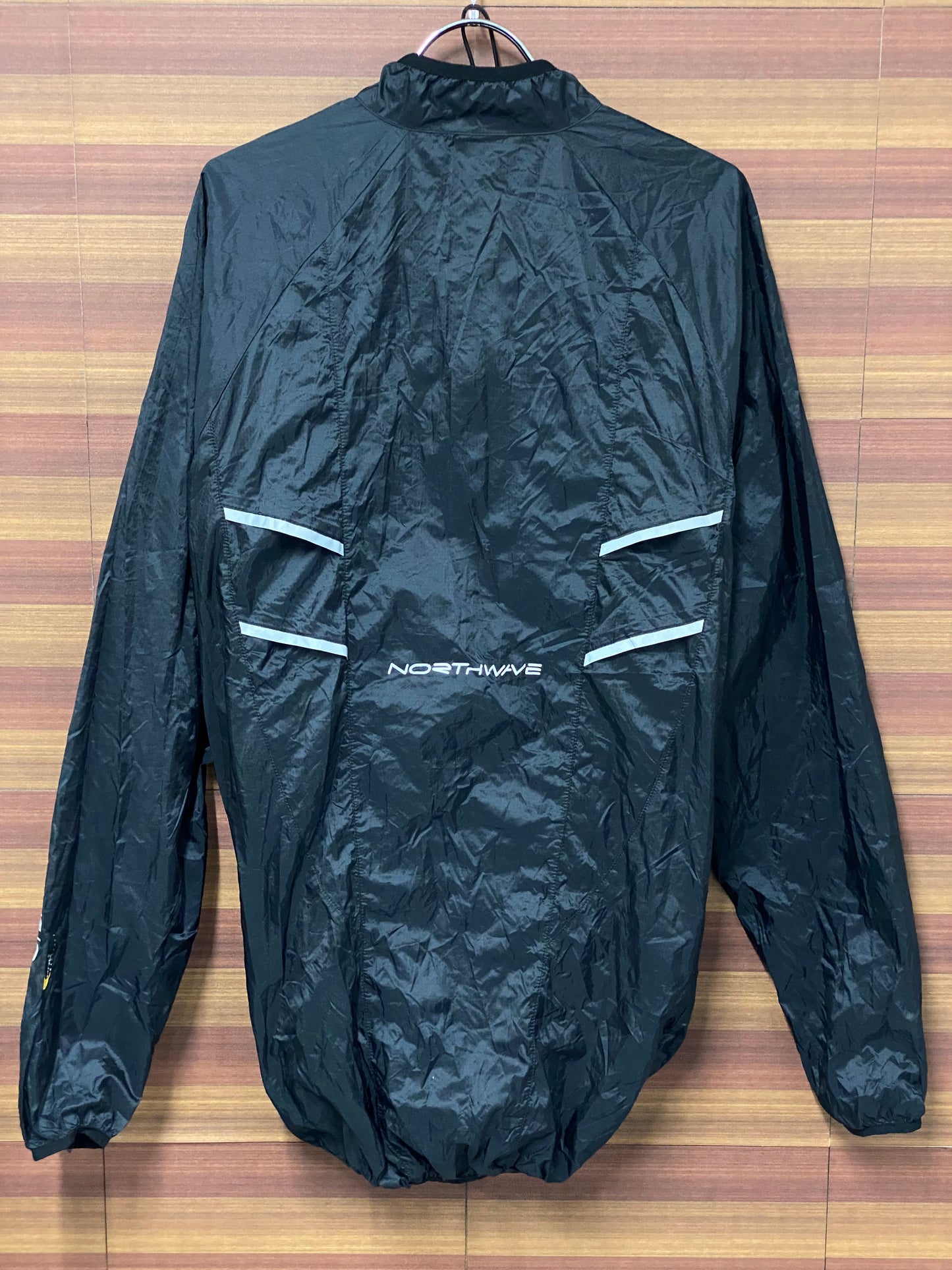 GW154 ノースウェーブ NORTHWAVE ウィンドブレーカー 黒 XL