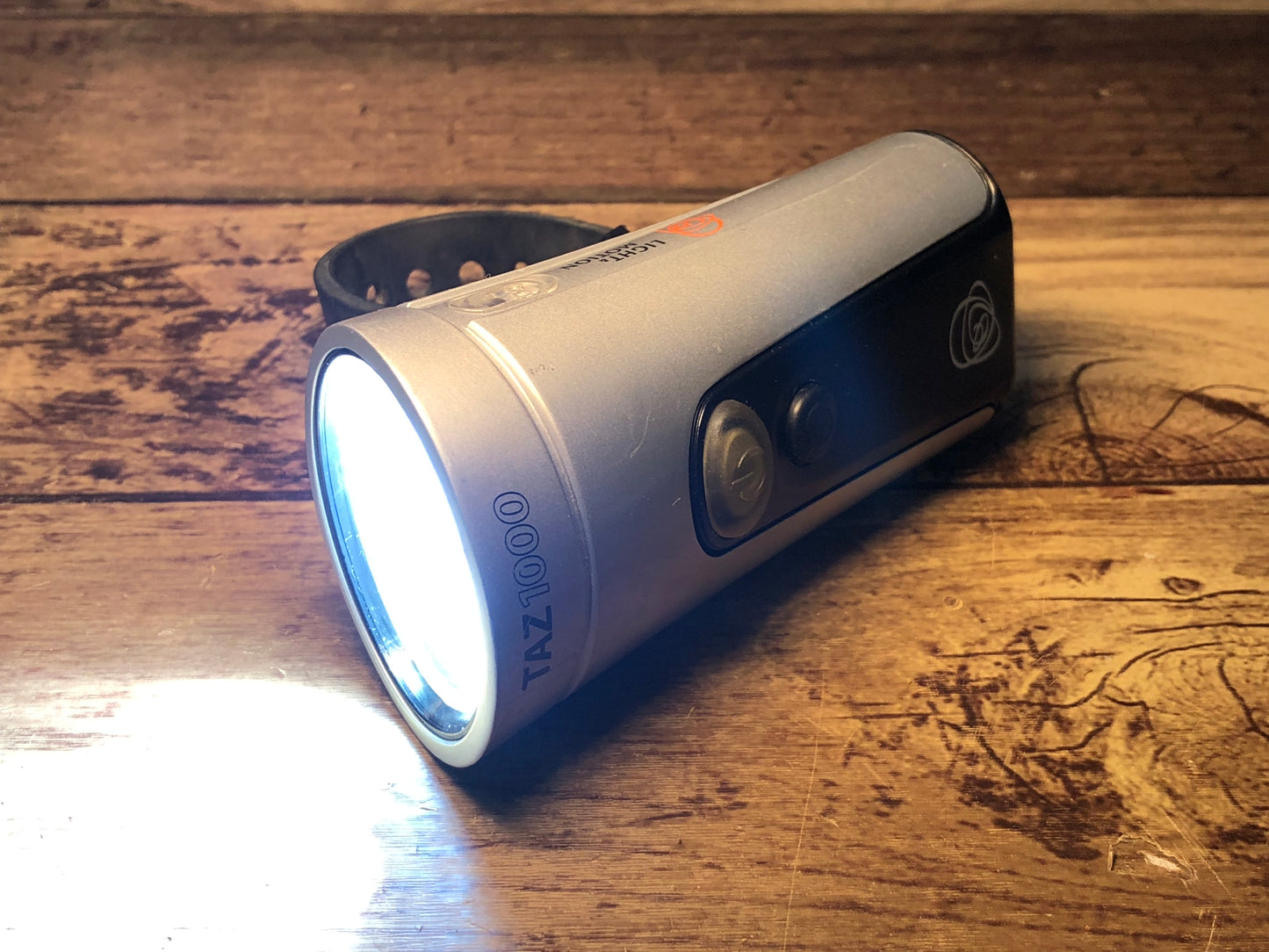 FT508 LIGHT&MOTION TAZ1000 フロントライト