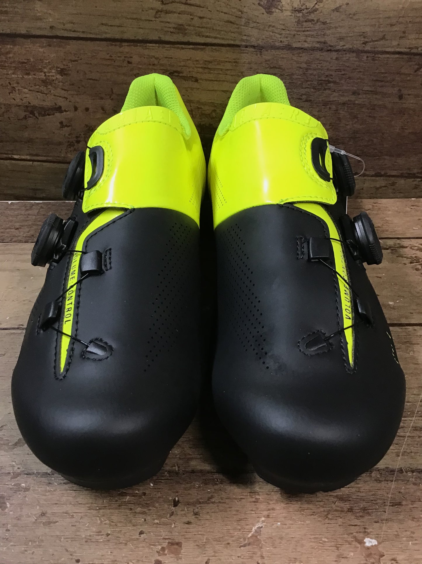 GW041 フィジーク fizik R3B ARIA BOA ビンディングシューズ 黒黄 EU42 SPD-SL