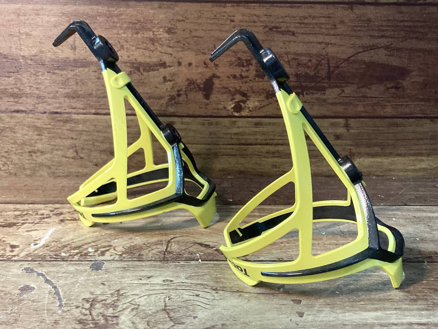 GJ835 タックス TACX デーヴァ DEVA ボトルケージ 黄色 二個セット