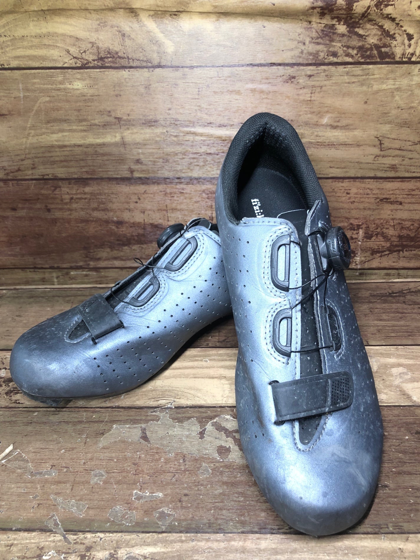 HN716 フィジーク FIZIK TEMPO R5 OVERCURVE ビンディングシューズ EUR40 グレー