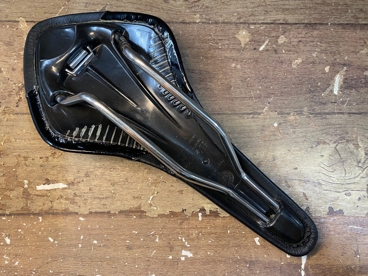 FW160 fizik フィジーク アリオネ V5 ARIONE V5 k:iumレール 130mm