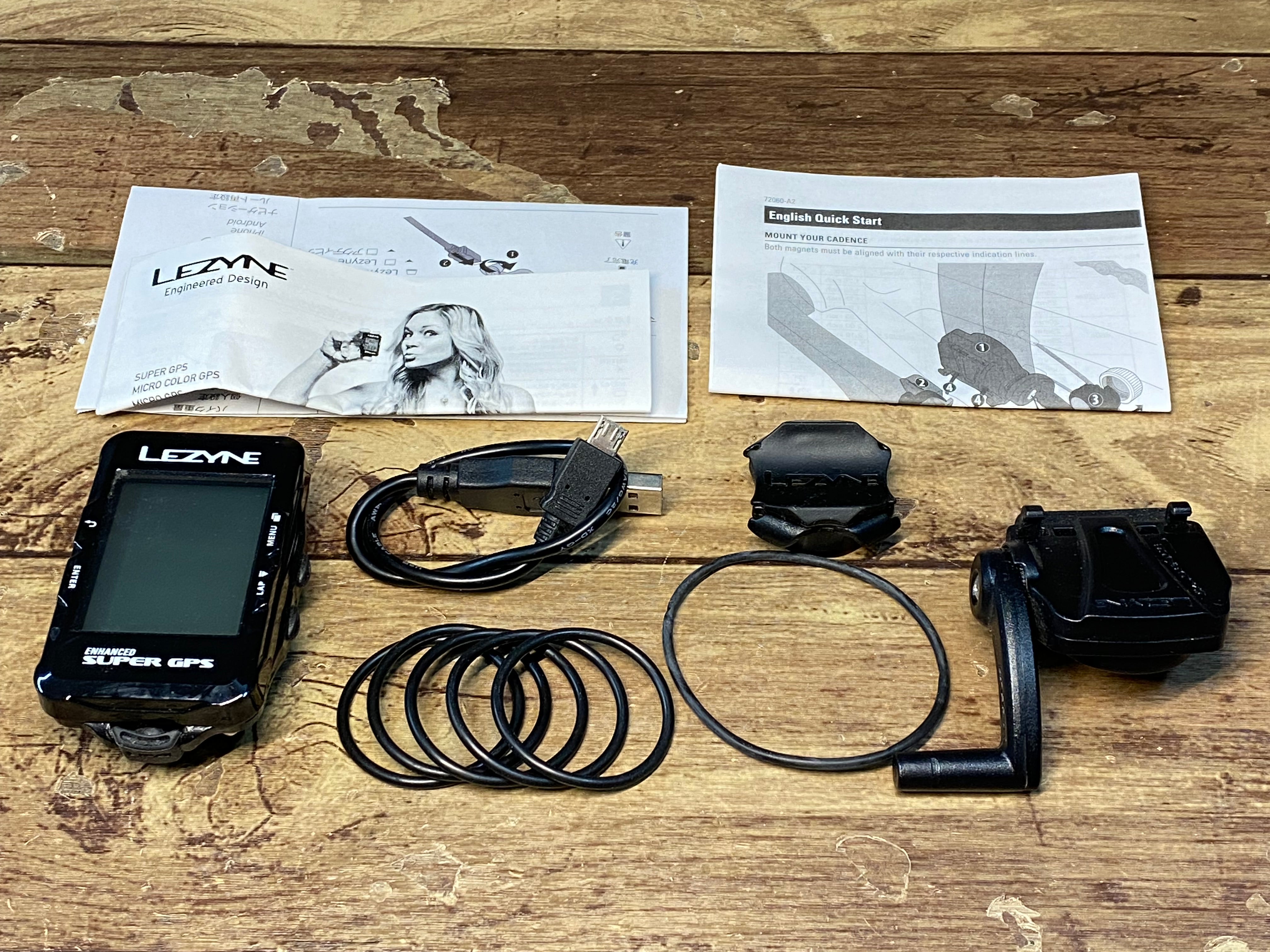 FS322 レザイン LEZYNE SUPER GPS サイクルコンピューター スピード 