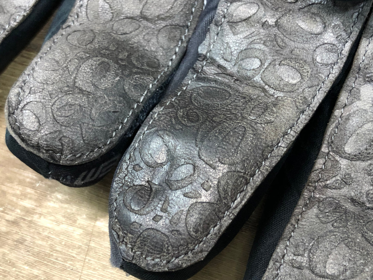HA202 パールイズミ PEARLiZUMi 裏起毛 長指 サイクルグローブ 黒 XL ※汚れ有