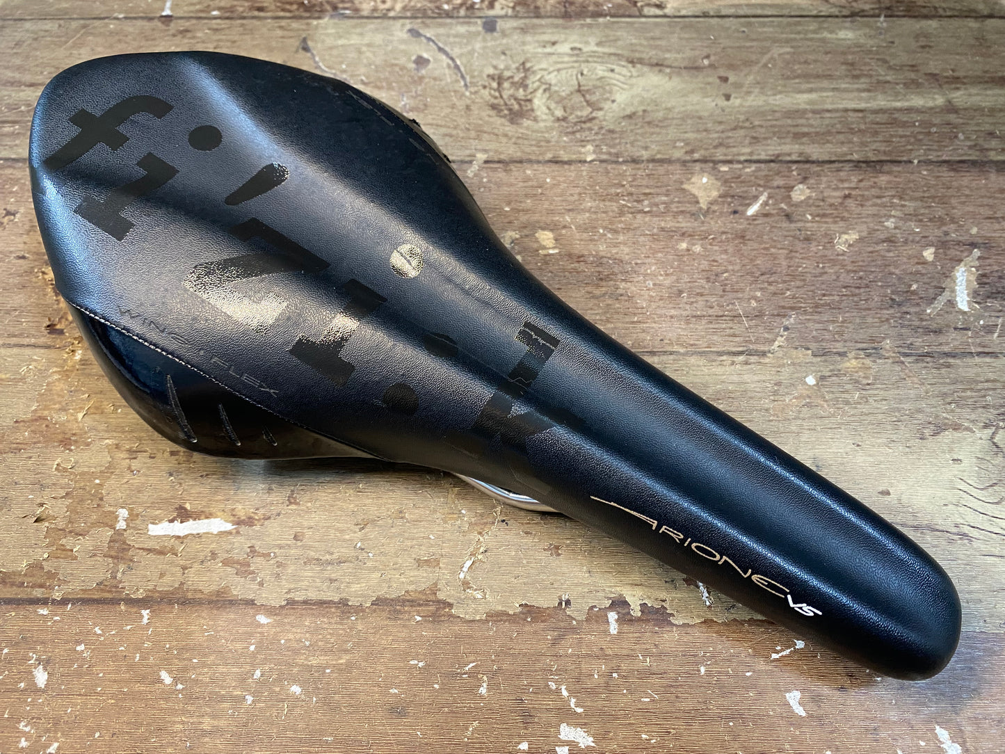 FW160 fizik フィジーク アリオネ V5 ARIONE V5 k:iumレール 130mm