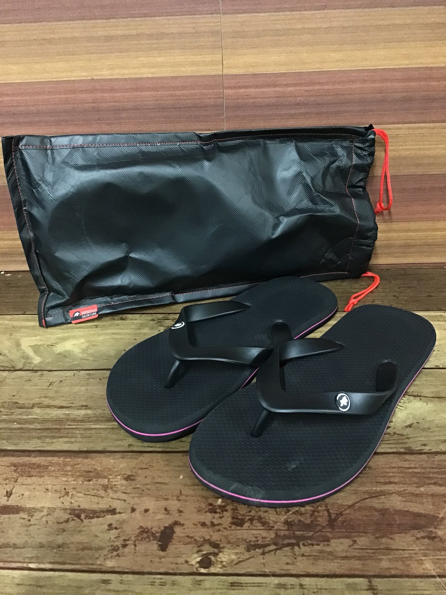 GP638 アソス assos フリップフラップ FLIPFLOP ビーチサンダル 黒 EU39