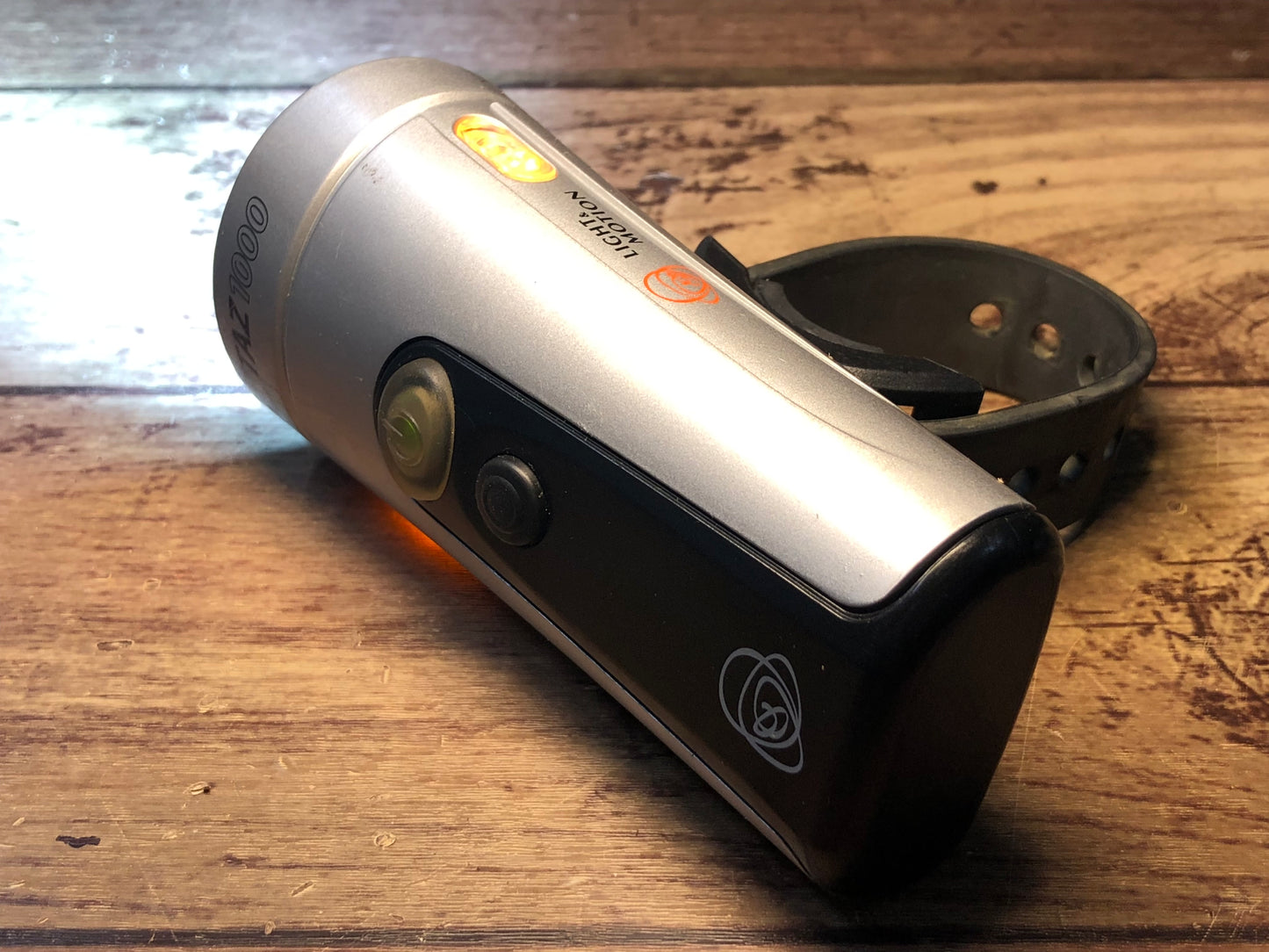 FT508 LIGHT&MOTION TAZ1000 フロントライト