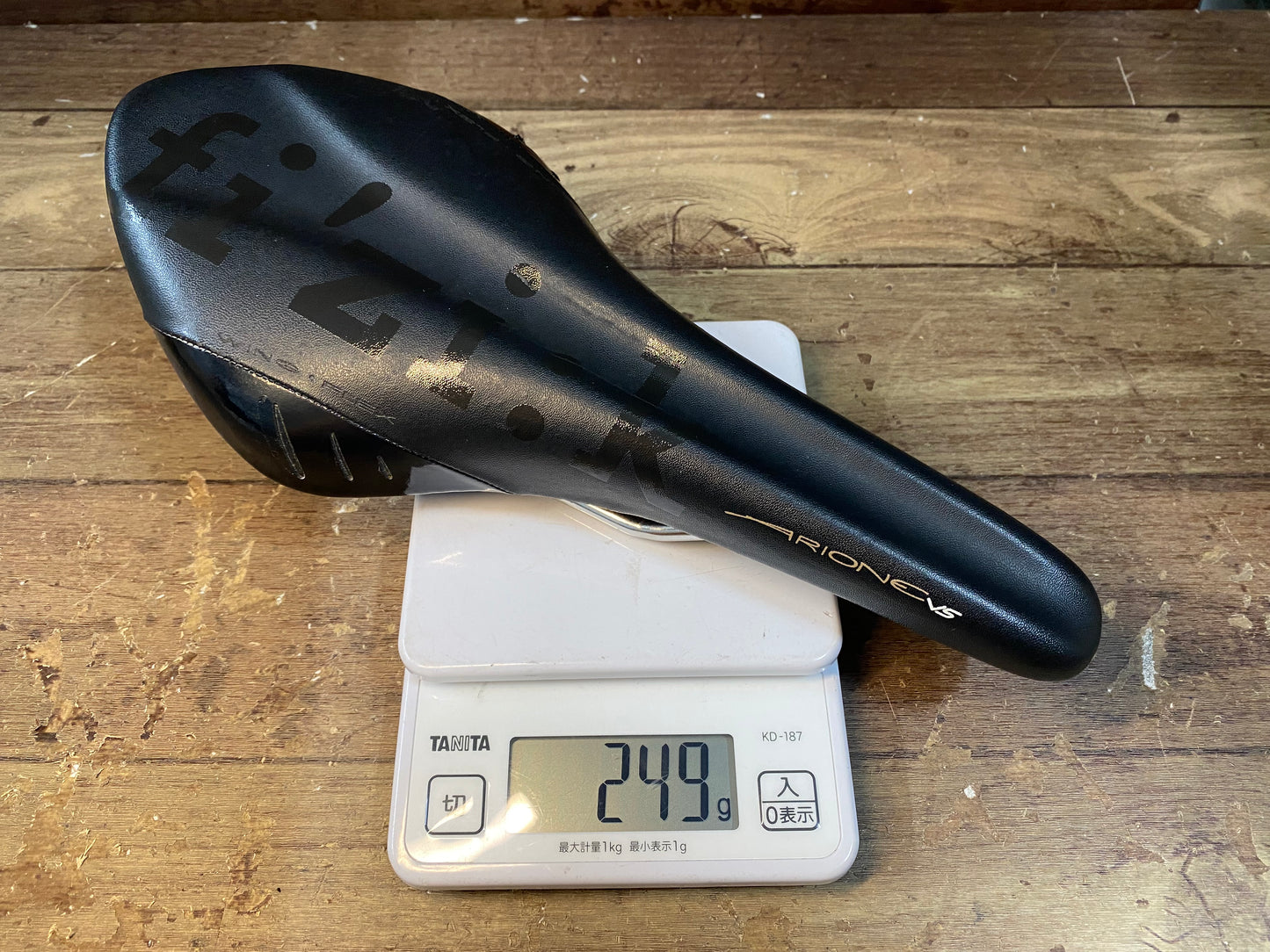 FW160 fizik フィジーク アリオネ V5 ARIONE V5 k:iumレール 130mm