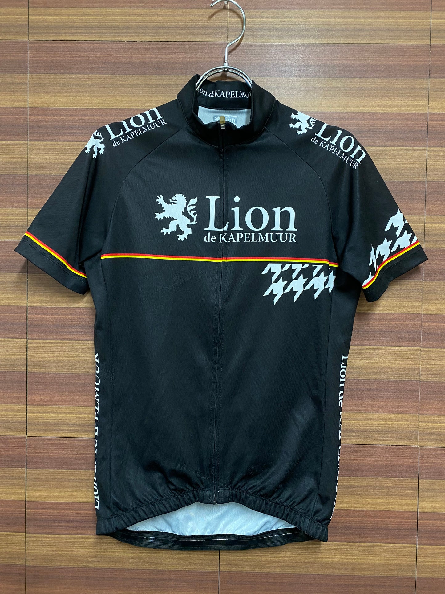 GC606 リオンドカペルミュール Lion de KAPELMUUR 半袖 サイクルジャージ M 黒白