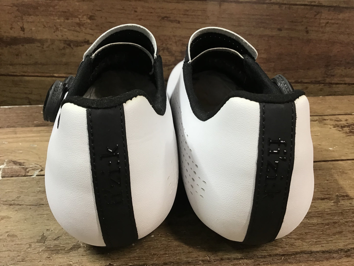GW036 フィジーク fizik R1B INFINITO BOA ビンディングシューズ 黒白 EU40 SPD-SL