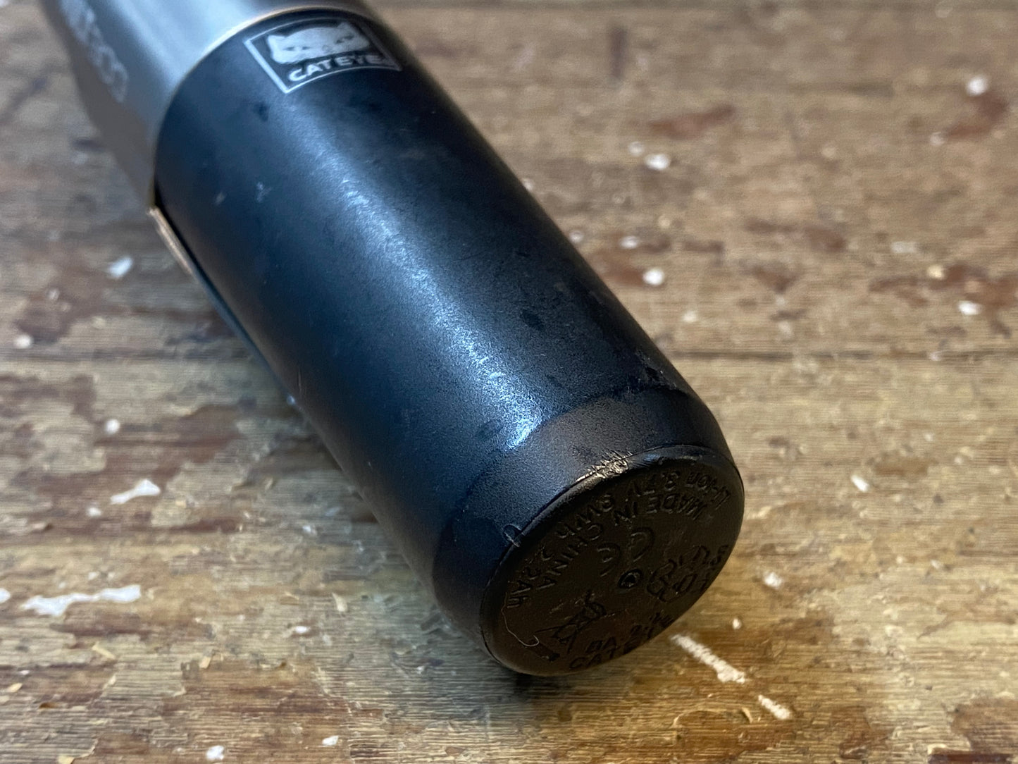 GR765 キャットアイ CATEYE VOLT300 フロントライト ※傷、動作確認済み