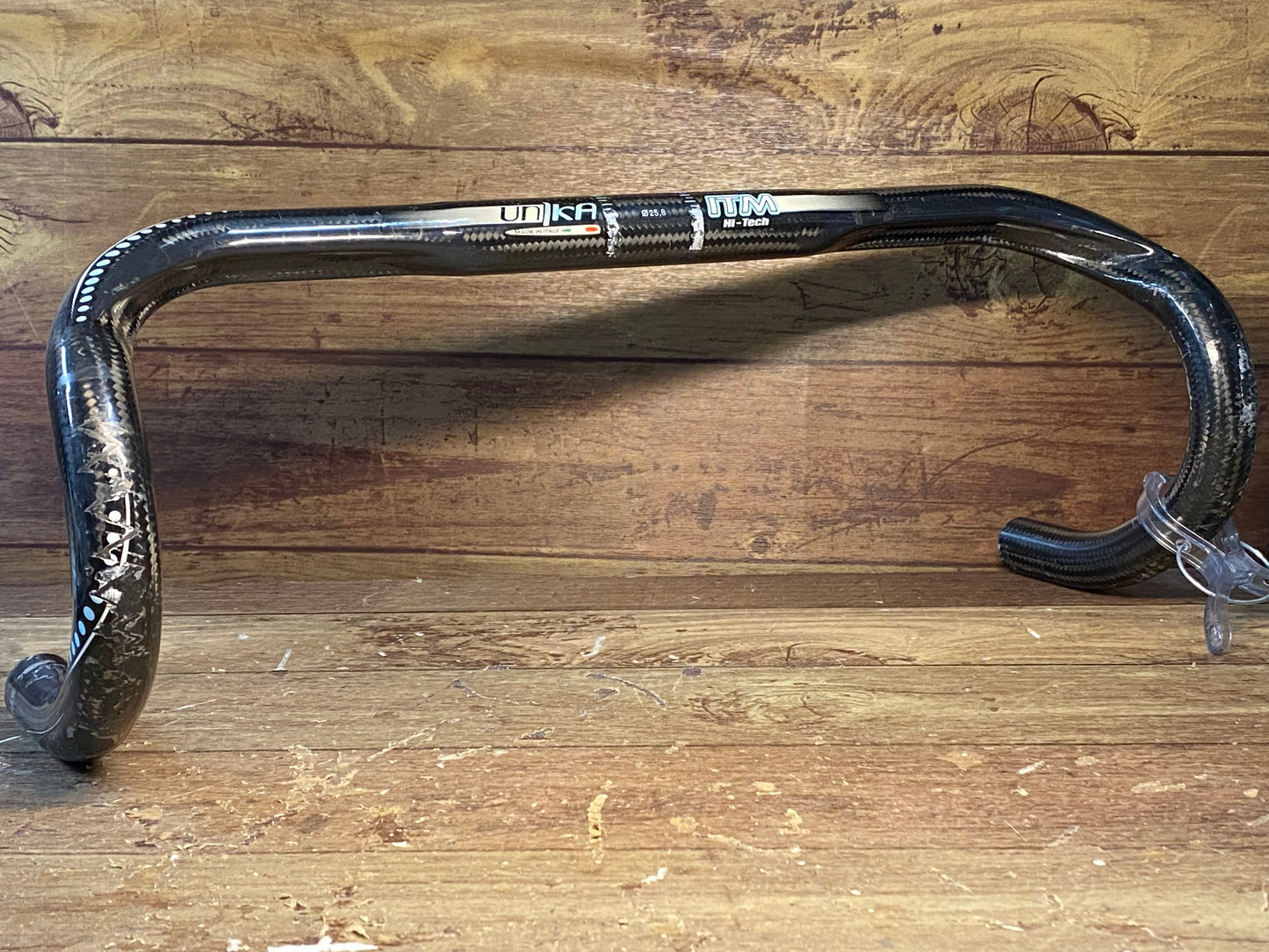 GY698 ITM UNIKA カーボン ドロップハンドル Φ25.8mm エンドC-C 420mm