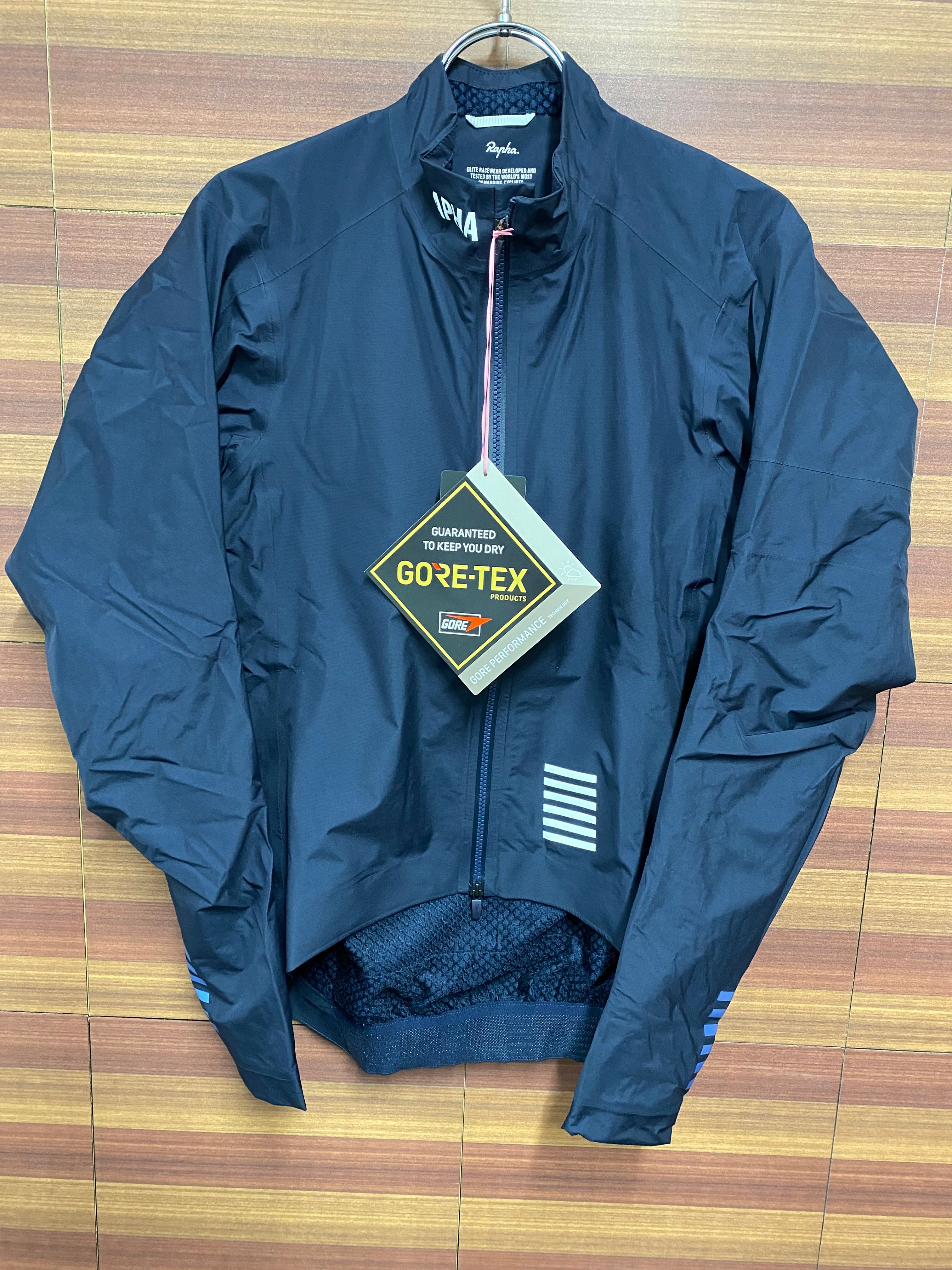 売店Rapha ラファ レインジャケット ウィンドブレーカー Rain Mサイズ