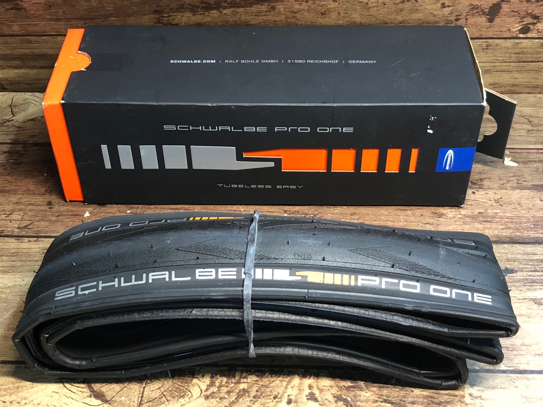 FS876 シュワルベ SCHWALBE プロワン PRO ONE 1 チューブレスイージー タイヤ 700C×25C