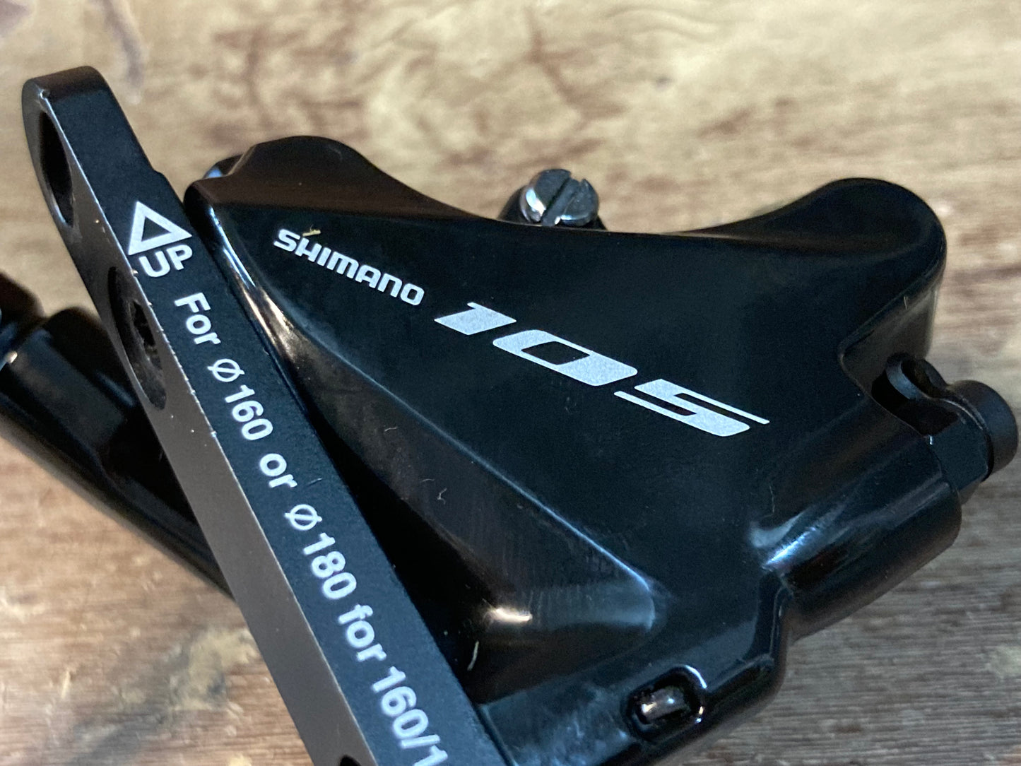 GY025 シマノ SHIMANO 105 BR-R7070 ディスクブレーキキャリパー 前後セット