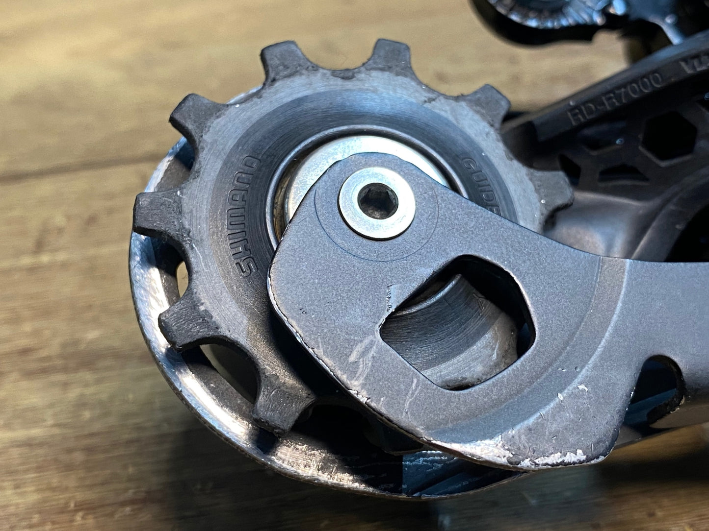 IU346 シマノ SHIMANO 105 RD-R7000 リアディレイラー 11S SS 黒