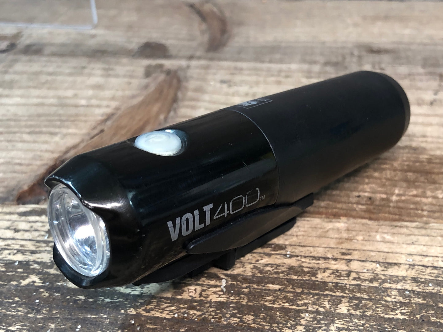 IY276 キャットアイ CATEYE ボルト VOLT400 フロントライト 点灯確認済