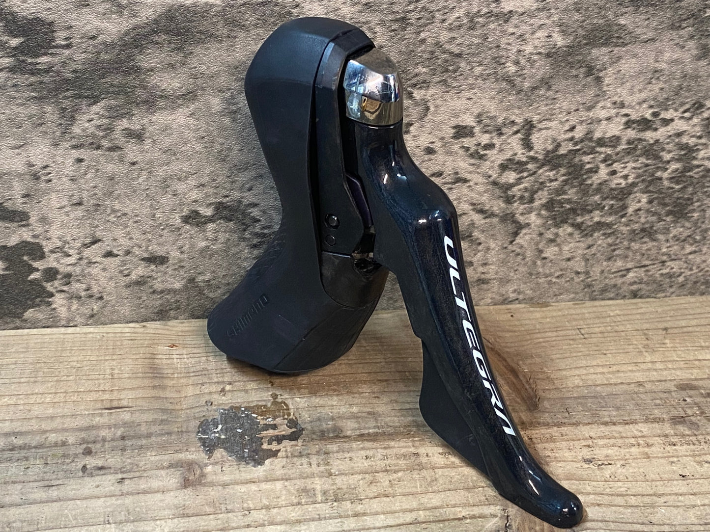 IV276 シマノ SHIMANO アルテグラ ULTEGRA ST-R8020 右のみ 油圧 11S ※クランプ部クラック ジャンク