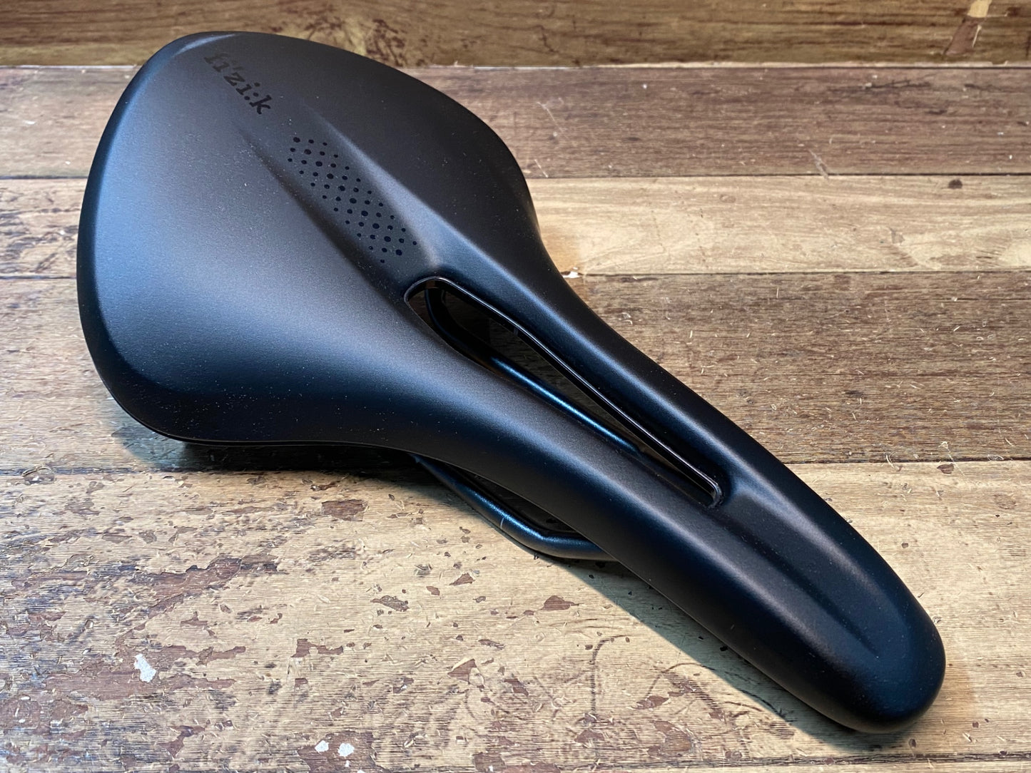 IM939 フィジーク Fizik TEMPO ALIANTE R3 サドル KIUMレール 155mm