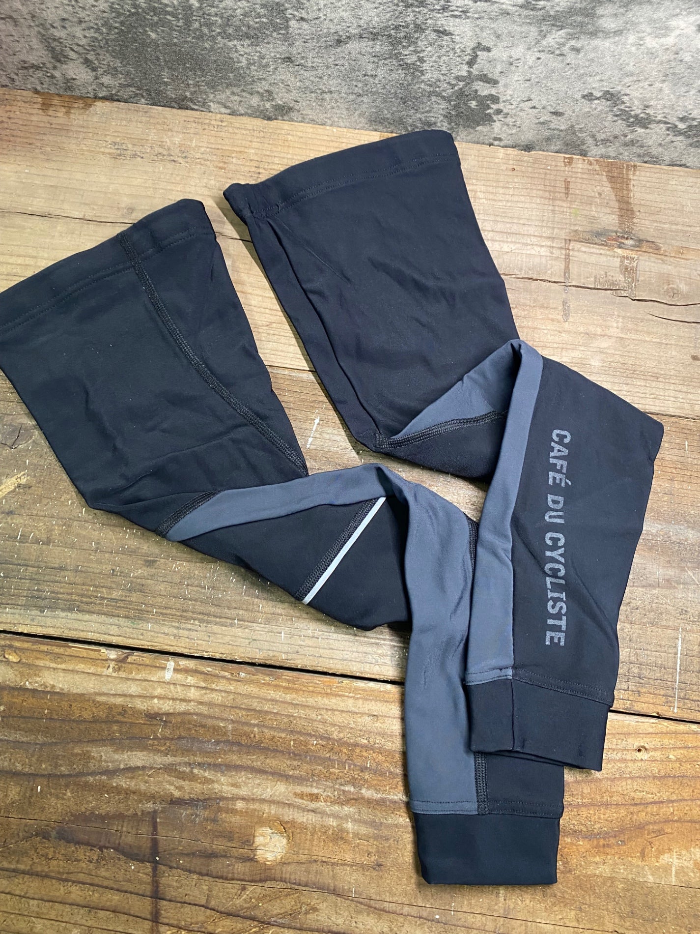 IL722 カフェドシクリステ CAFE DU CYCLISTE レッグカバー 黒 S