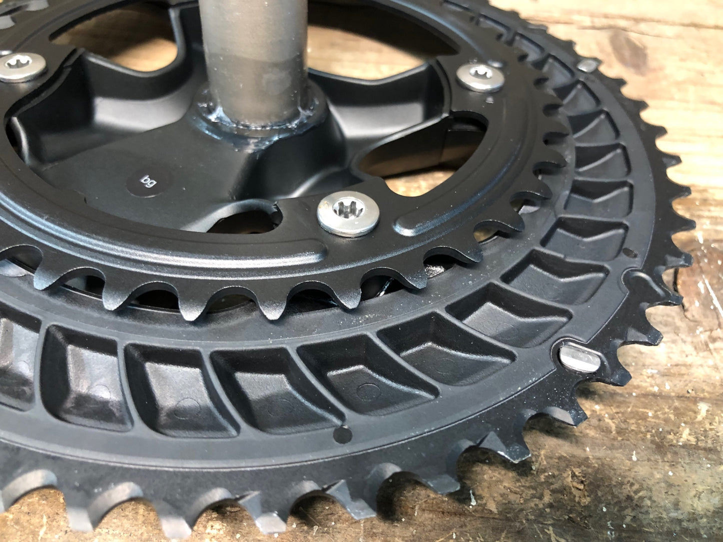 IV158 シマノ SHIMANO 105 FC-R7000 クランクセット 52/36T 165mm