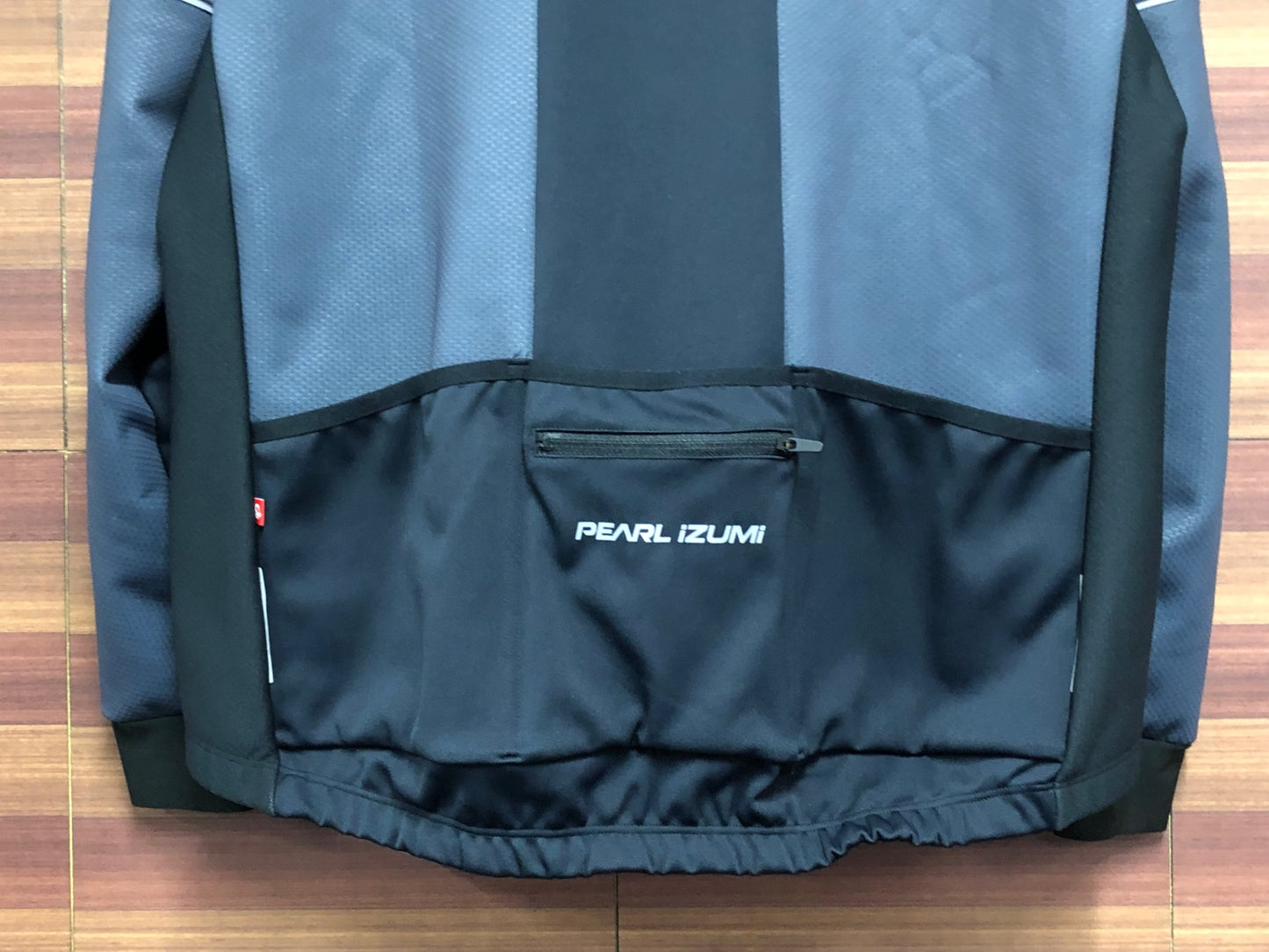 IS250 パールイズミ 長袖 サイクルジャケット 防風 裏起毛 メンズBXLサイズ 黒灰色