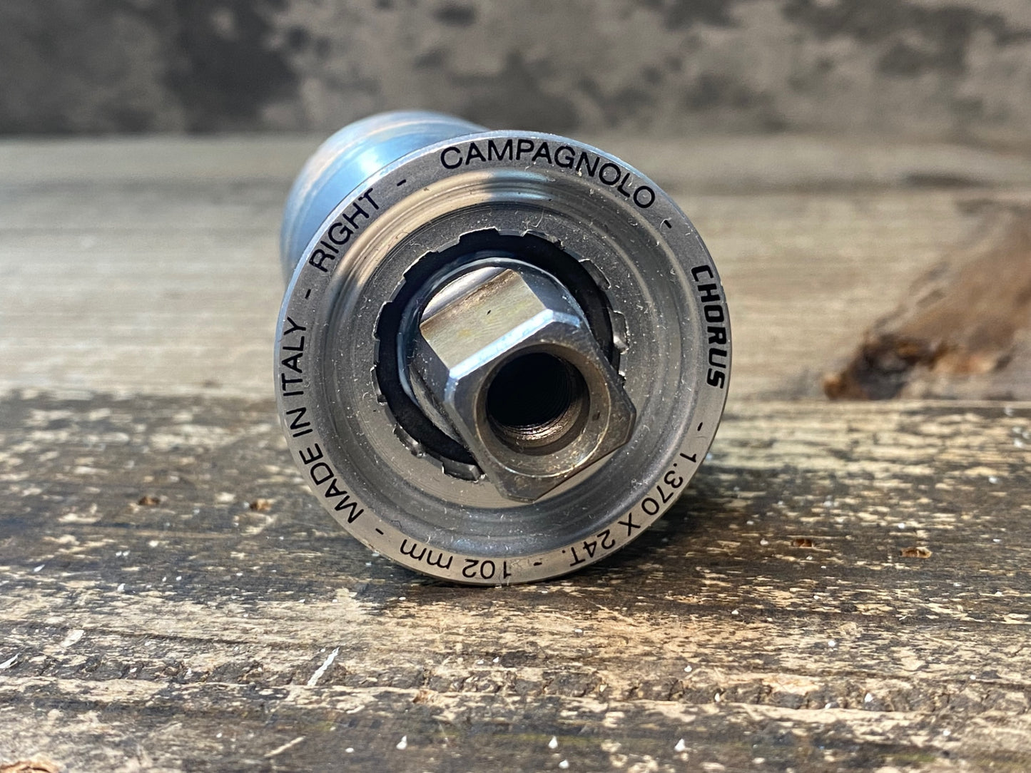 IW664 カンパニョーロ CAMPAGNOLO CHORUS ボトムブラケット BB JIS/BSA 102mm スクエアテーパー 未使用